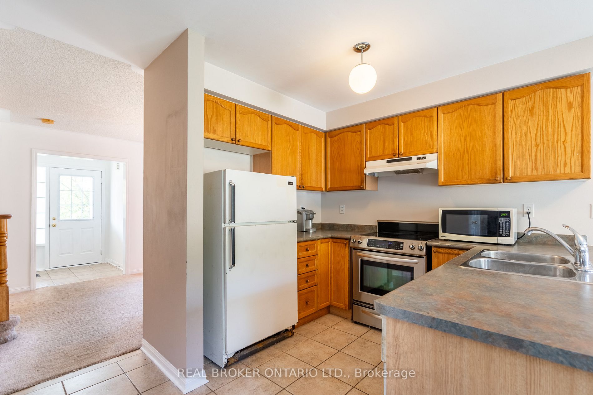 1631 Gowling Terrace