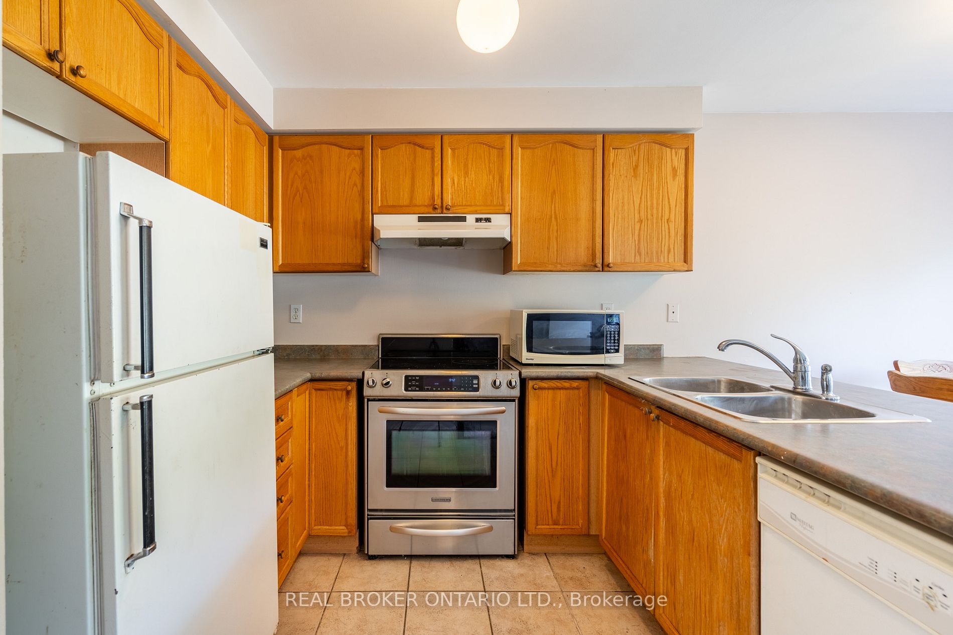 1631 Gowling Terrace
