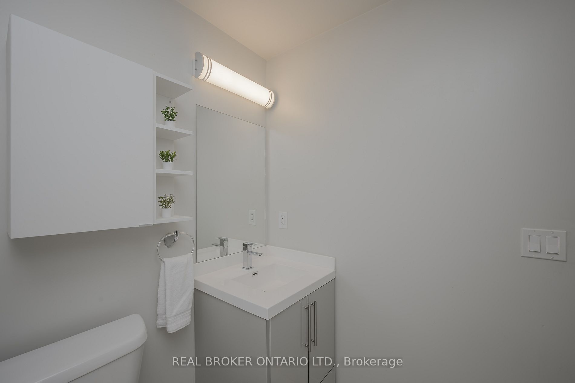 2093 Fairview St, #1605