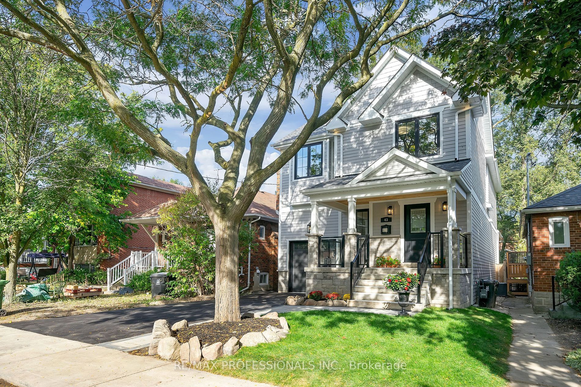 43 Ninth St