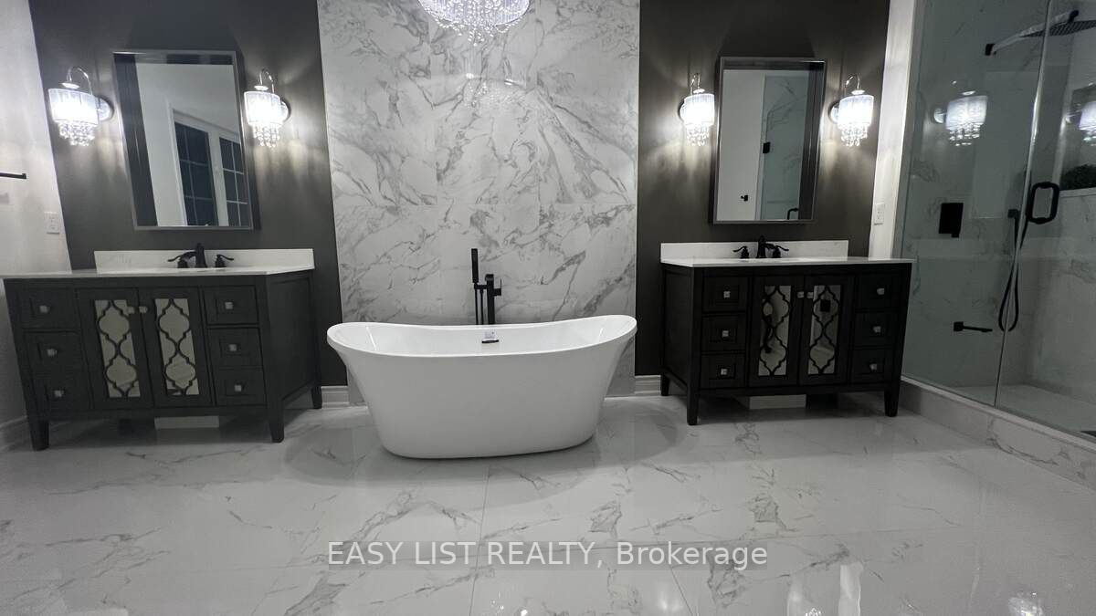889 Stoutt Cres