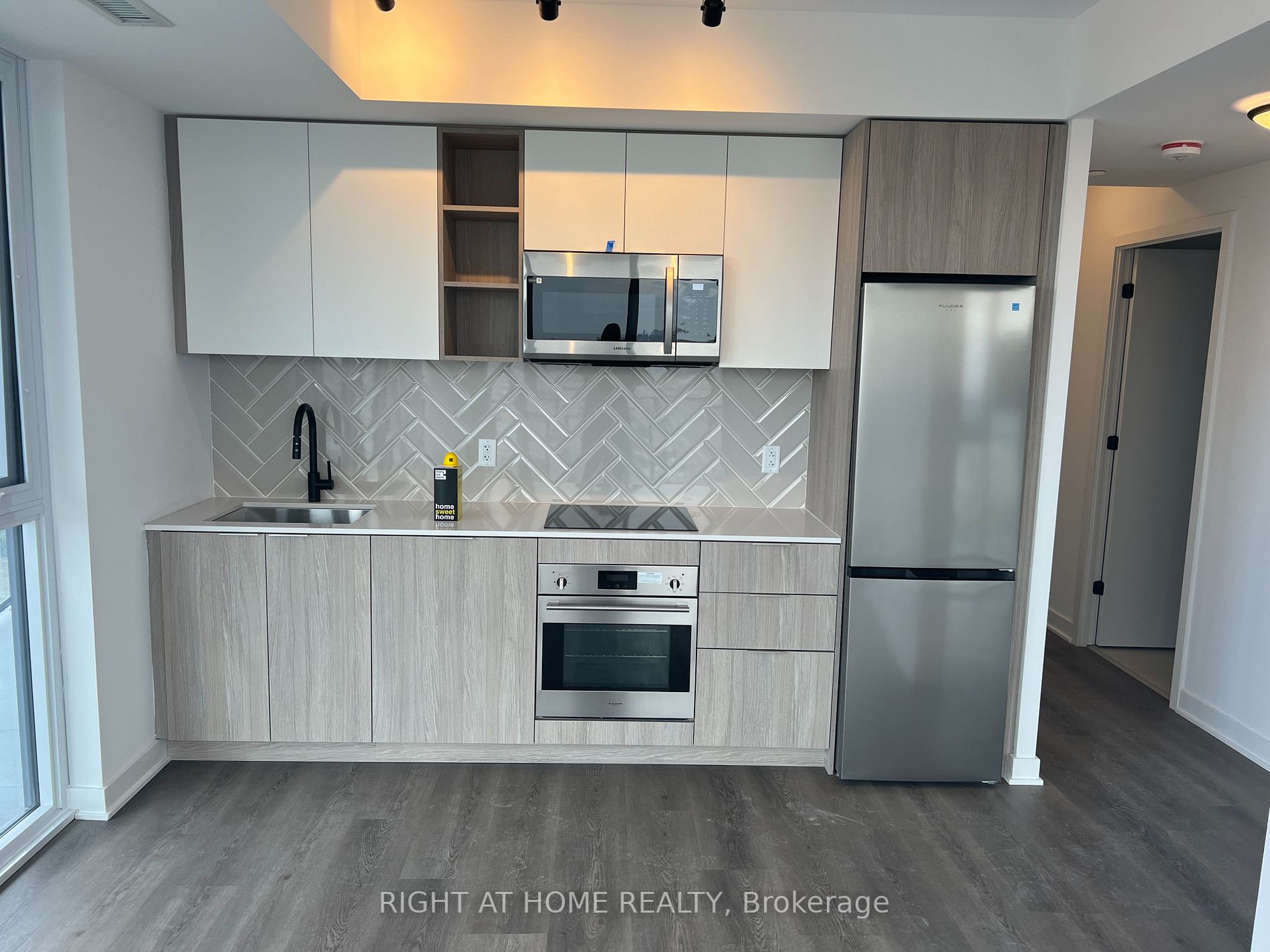 36 Zorra Street #2303