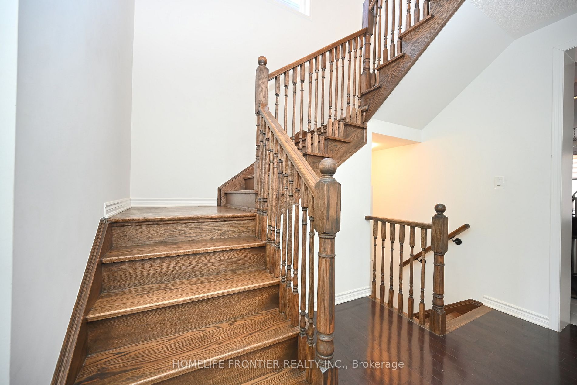 921 Chestnut Heights