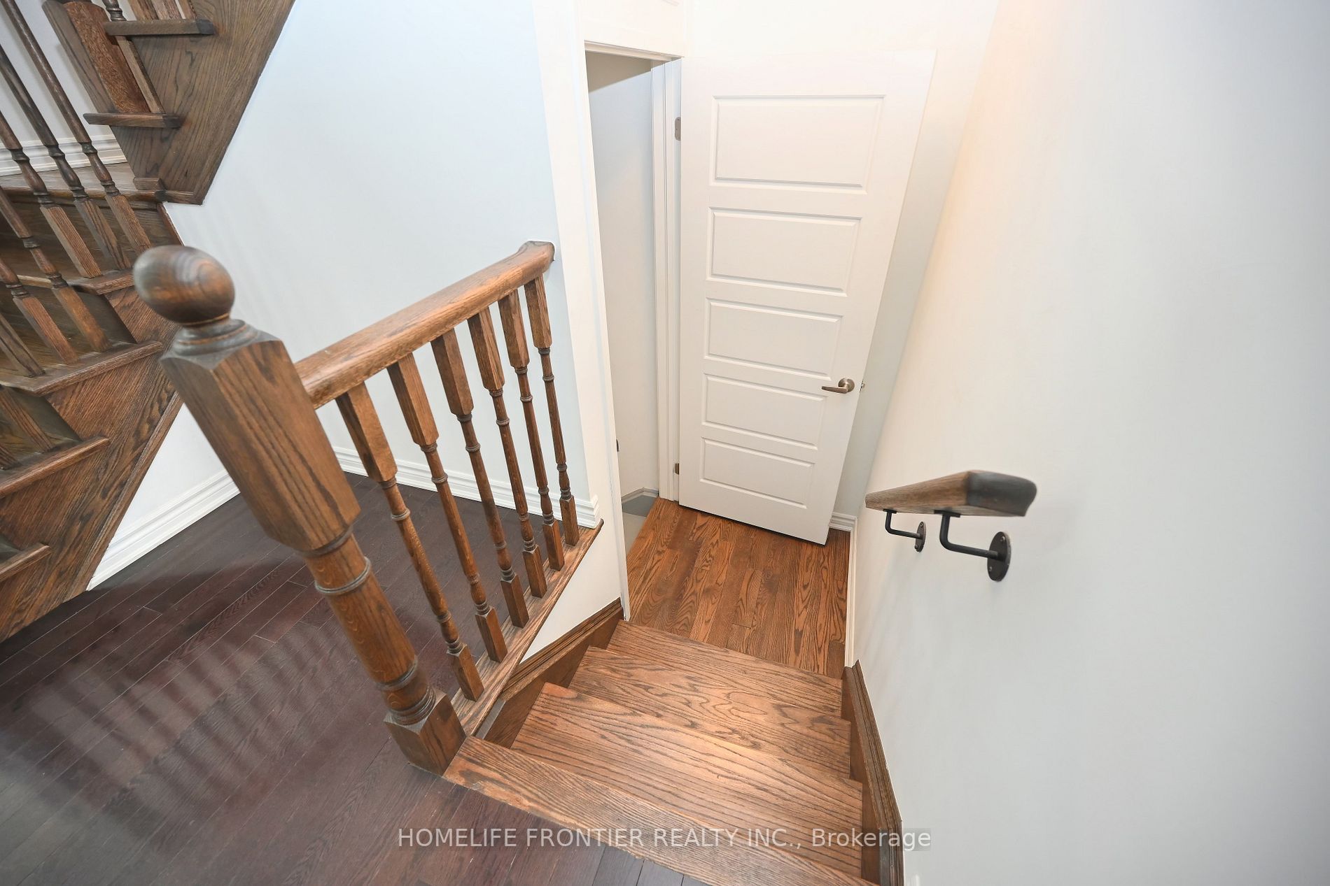 921 Chestnut Heights