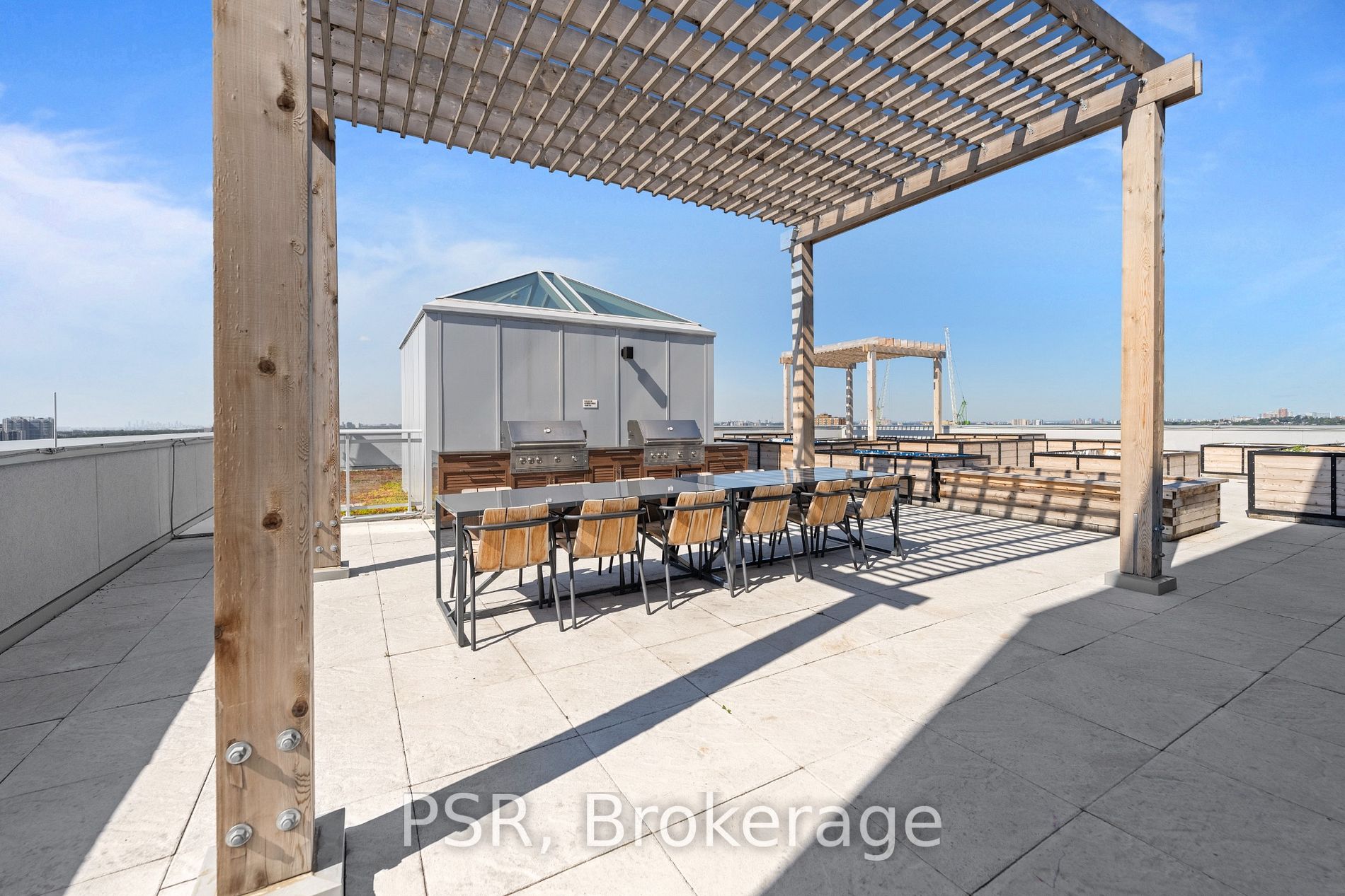 299 Campbell Ave, #817