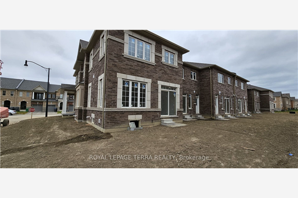 28 Donald Stewart Rd, Brampton