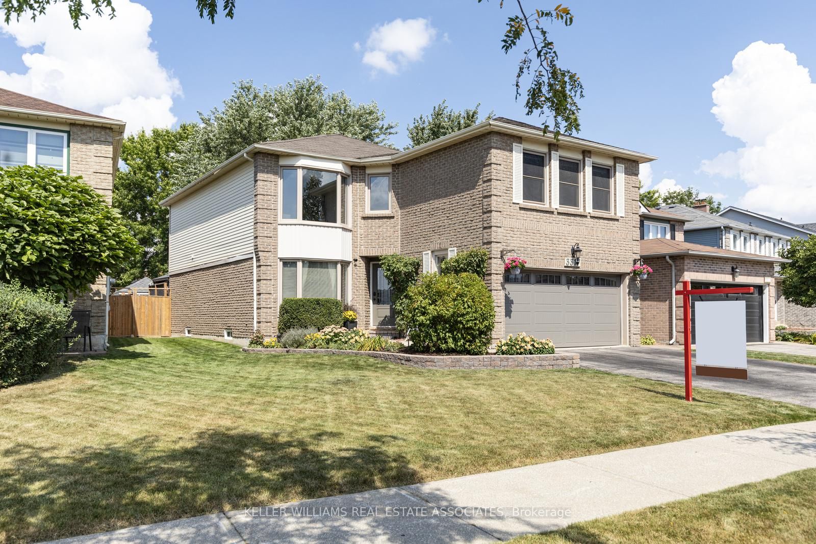 3317 Waxwing Dr