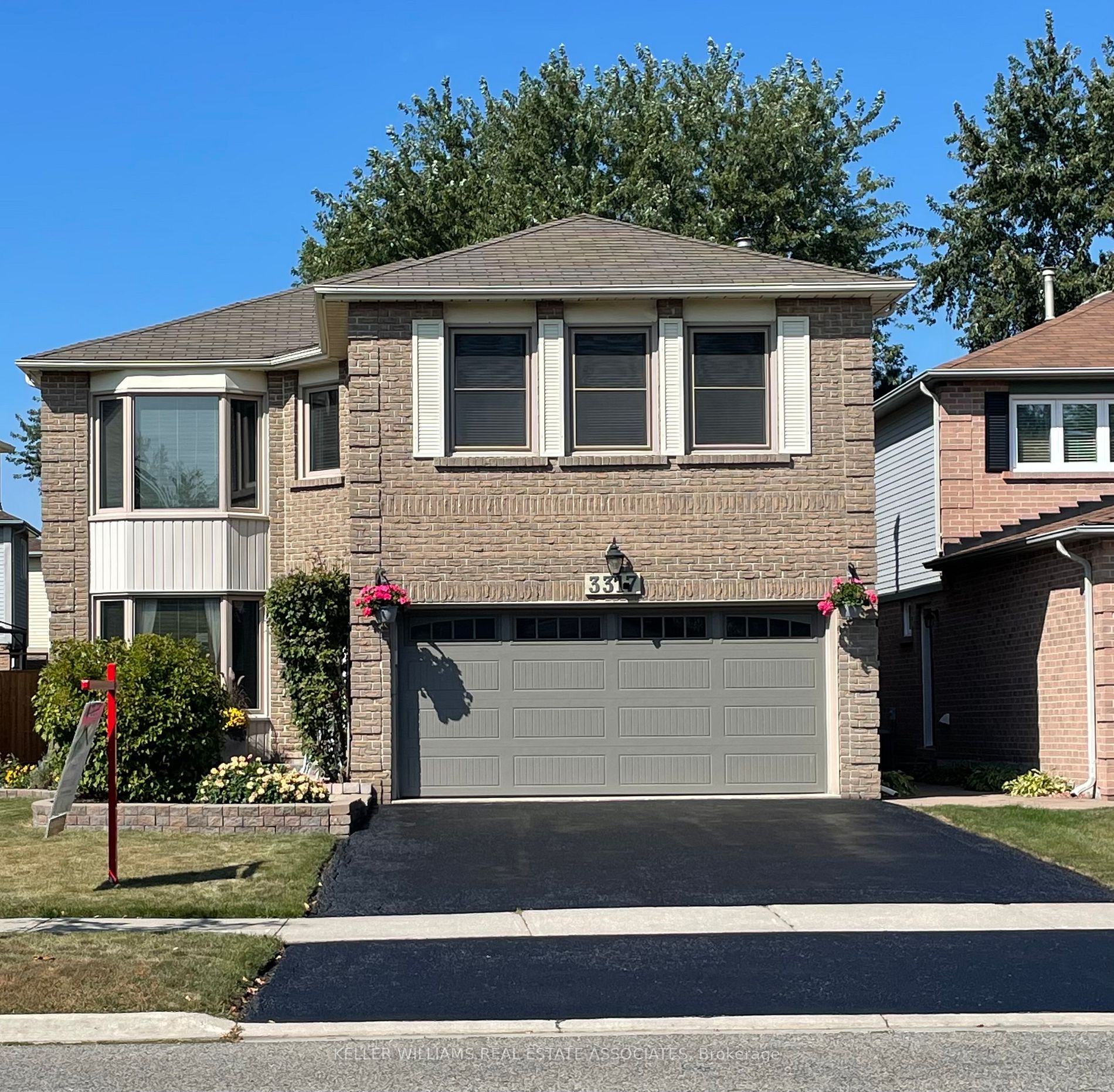 3317 Waxwing Dr