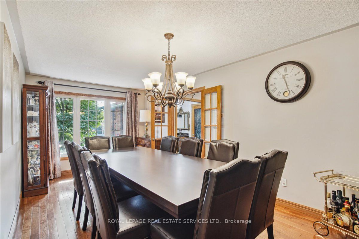 169 Kingsbridge Garden Circ
