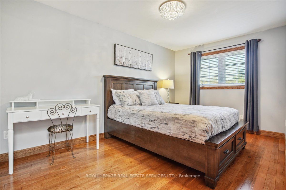 169 Kingsbridge Garden Circ