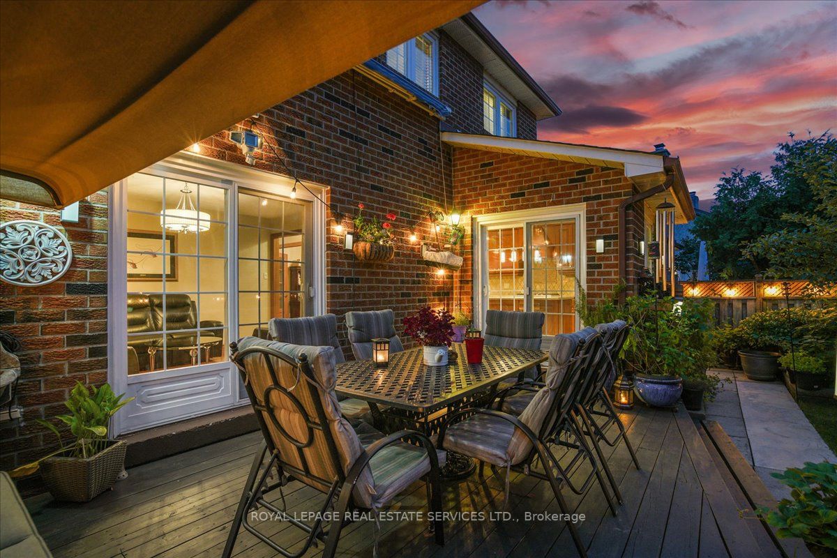 169 Kingsbridge Garden Circ