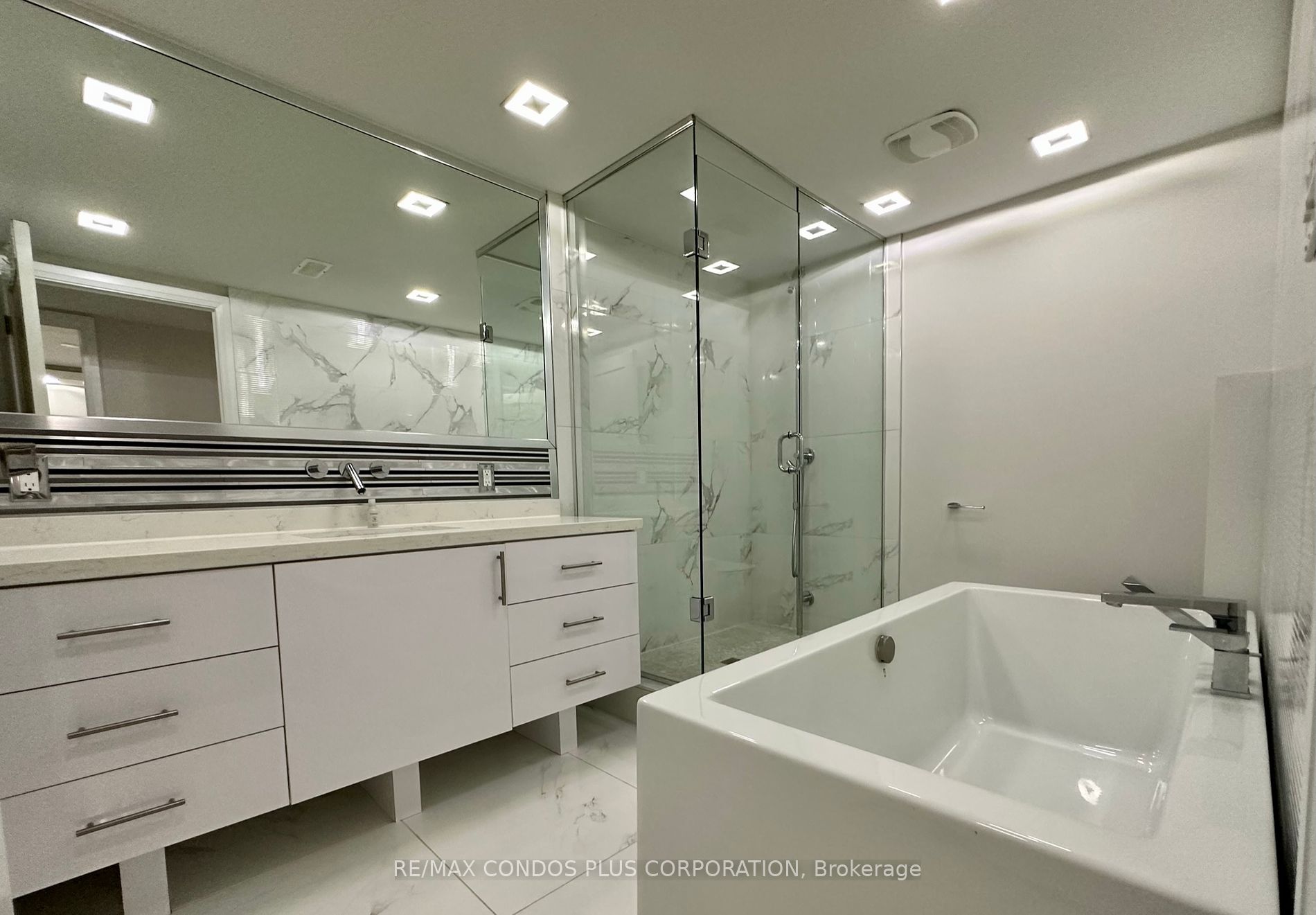 2045 Lake Shore Blvd W, #2904