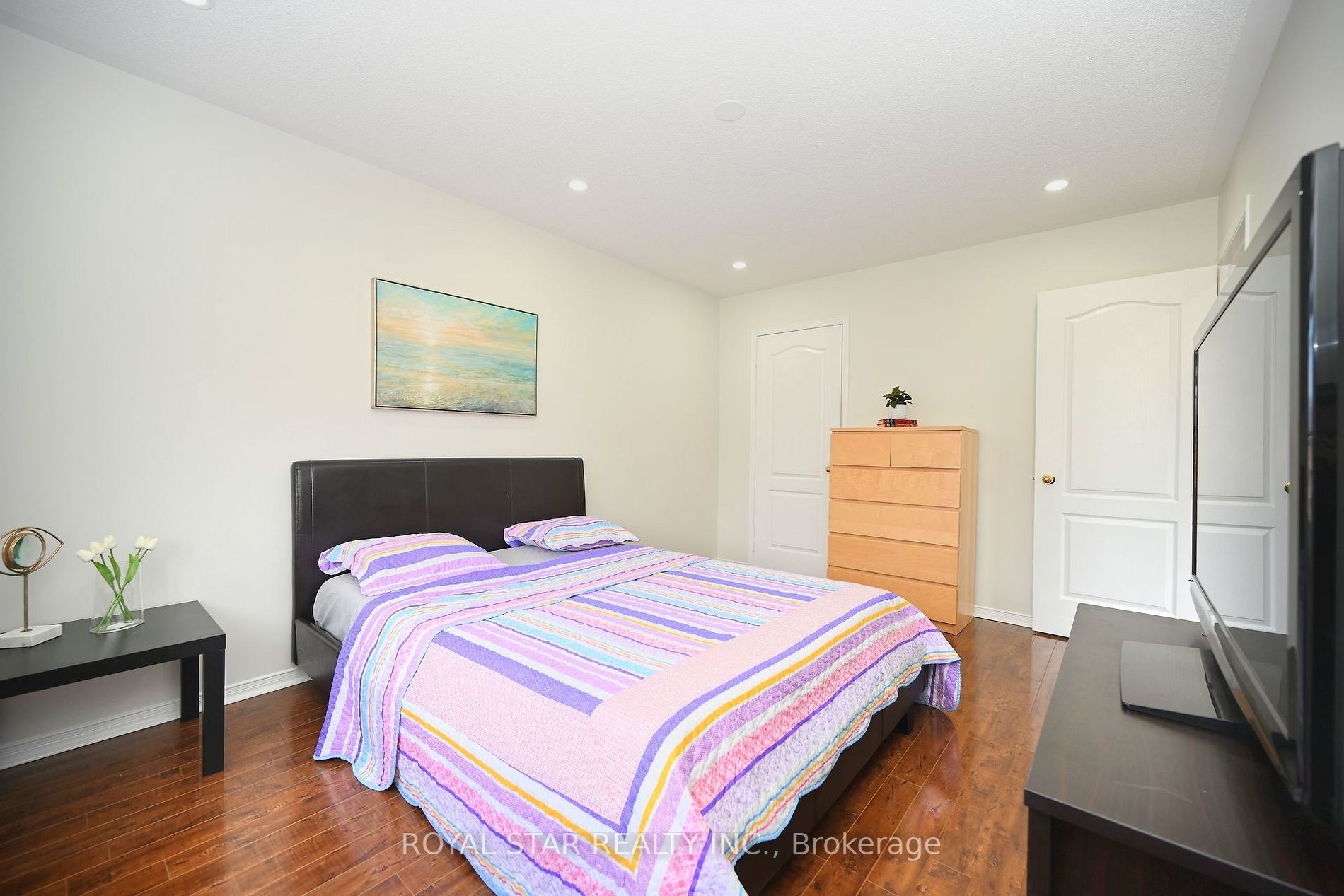 30 Tawnberry Circ