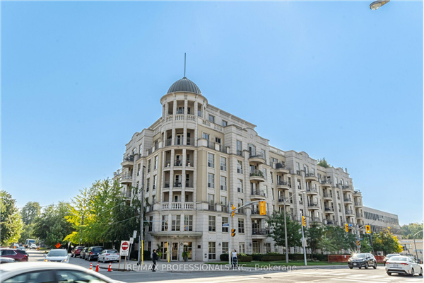 3085 Bloor St W, Toronto