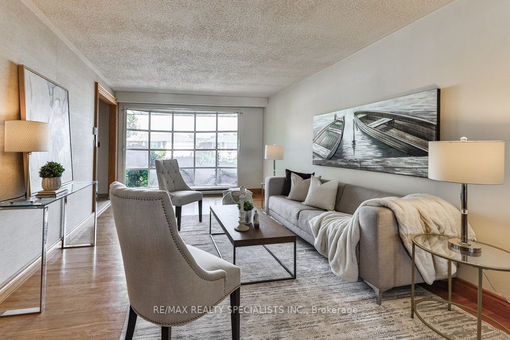 3192 Ibbetson Cres