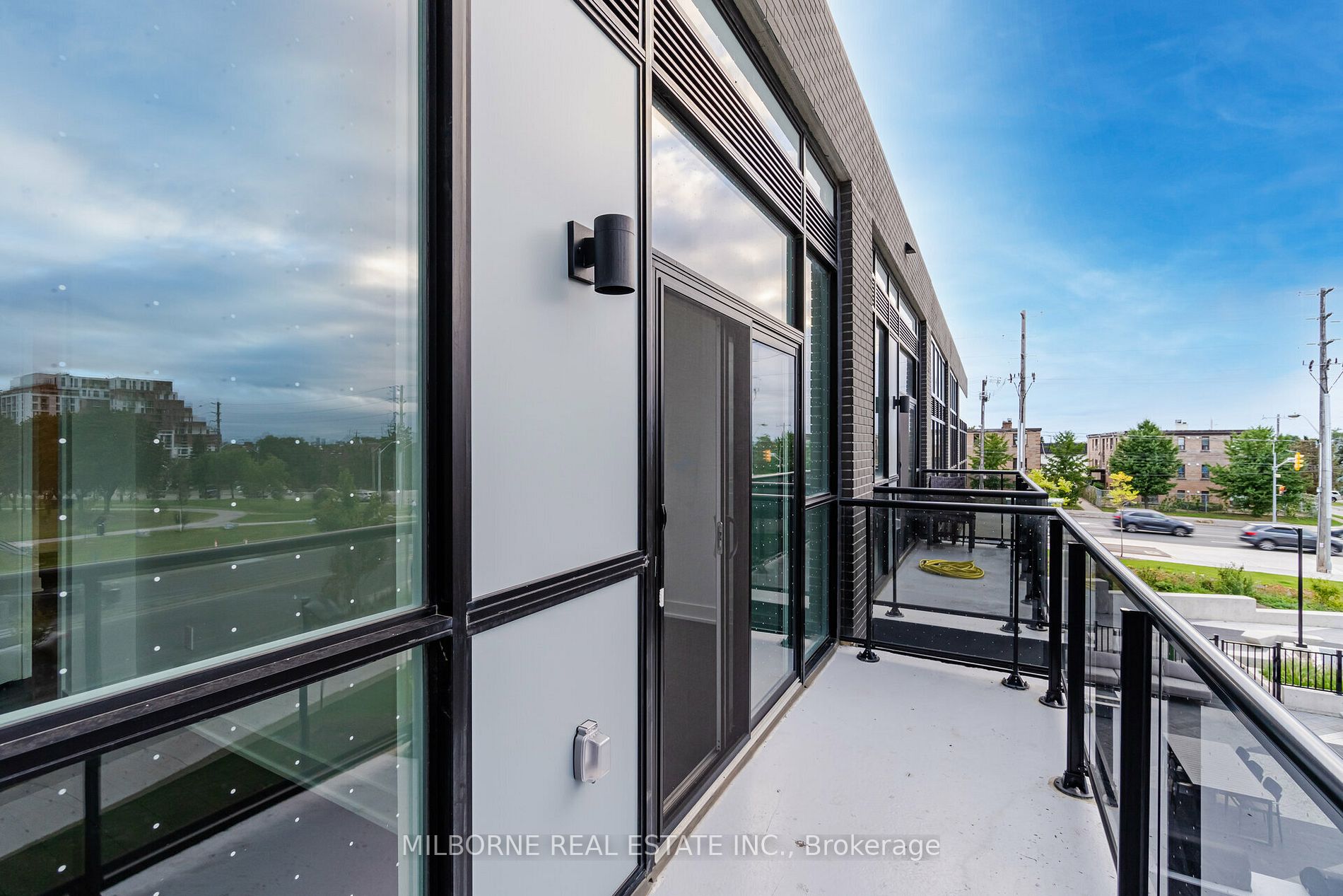 60 George Butchart Dr, #119
