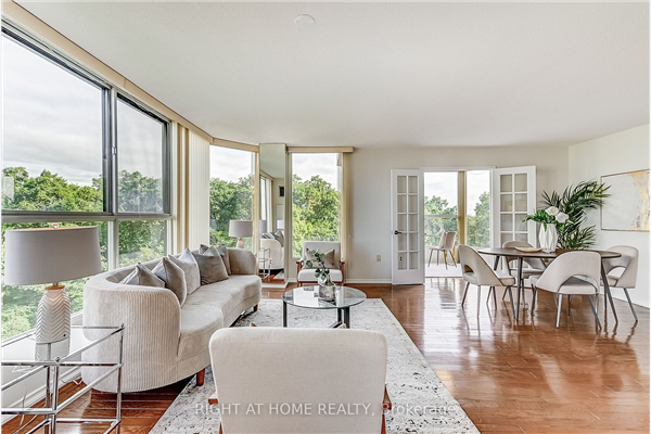 1271 Walden Circ, Mississauga