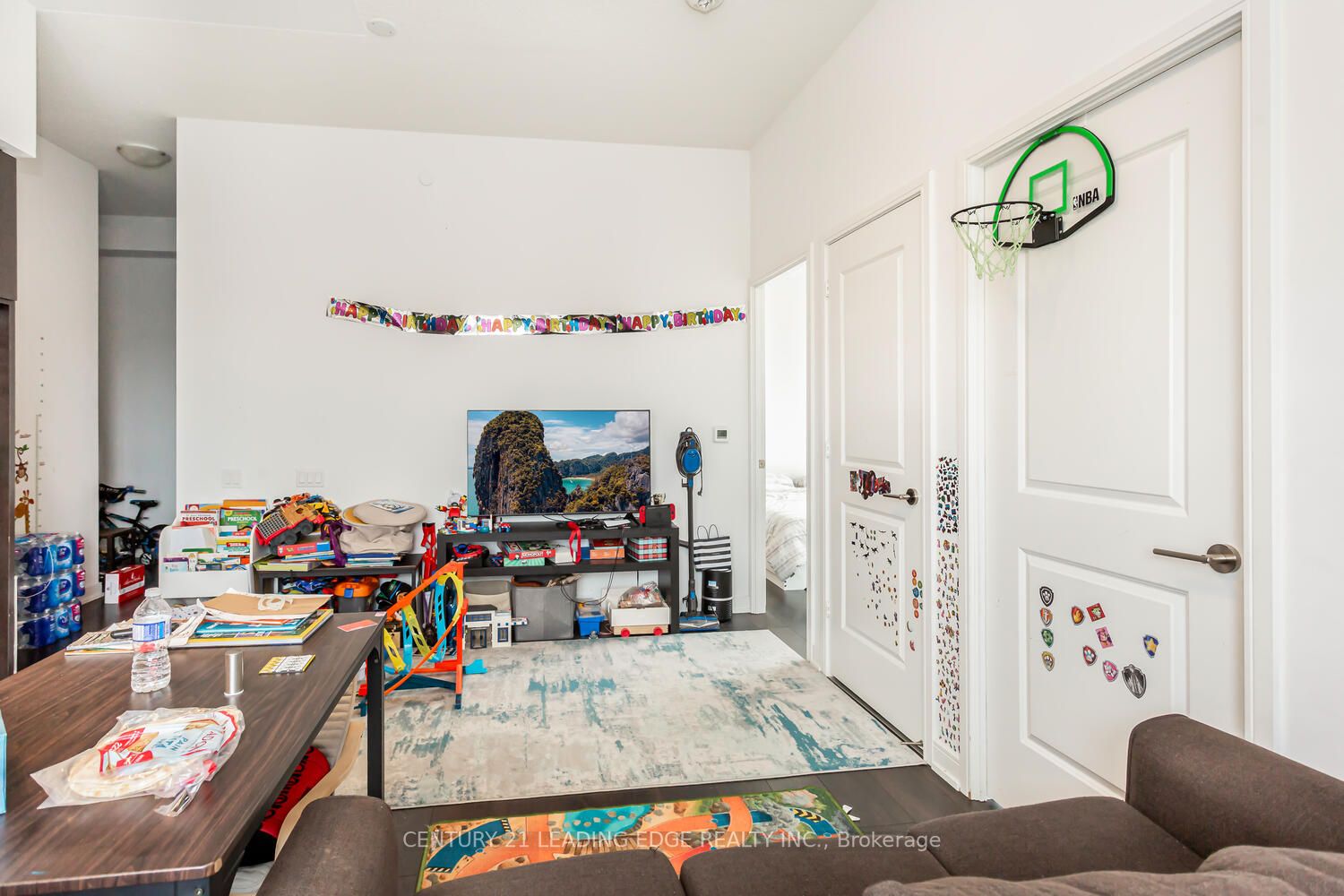 8 Nahani Way, #501