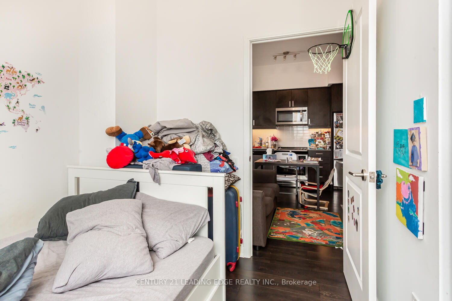 8 Nahani Way, #501