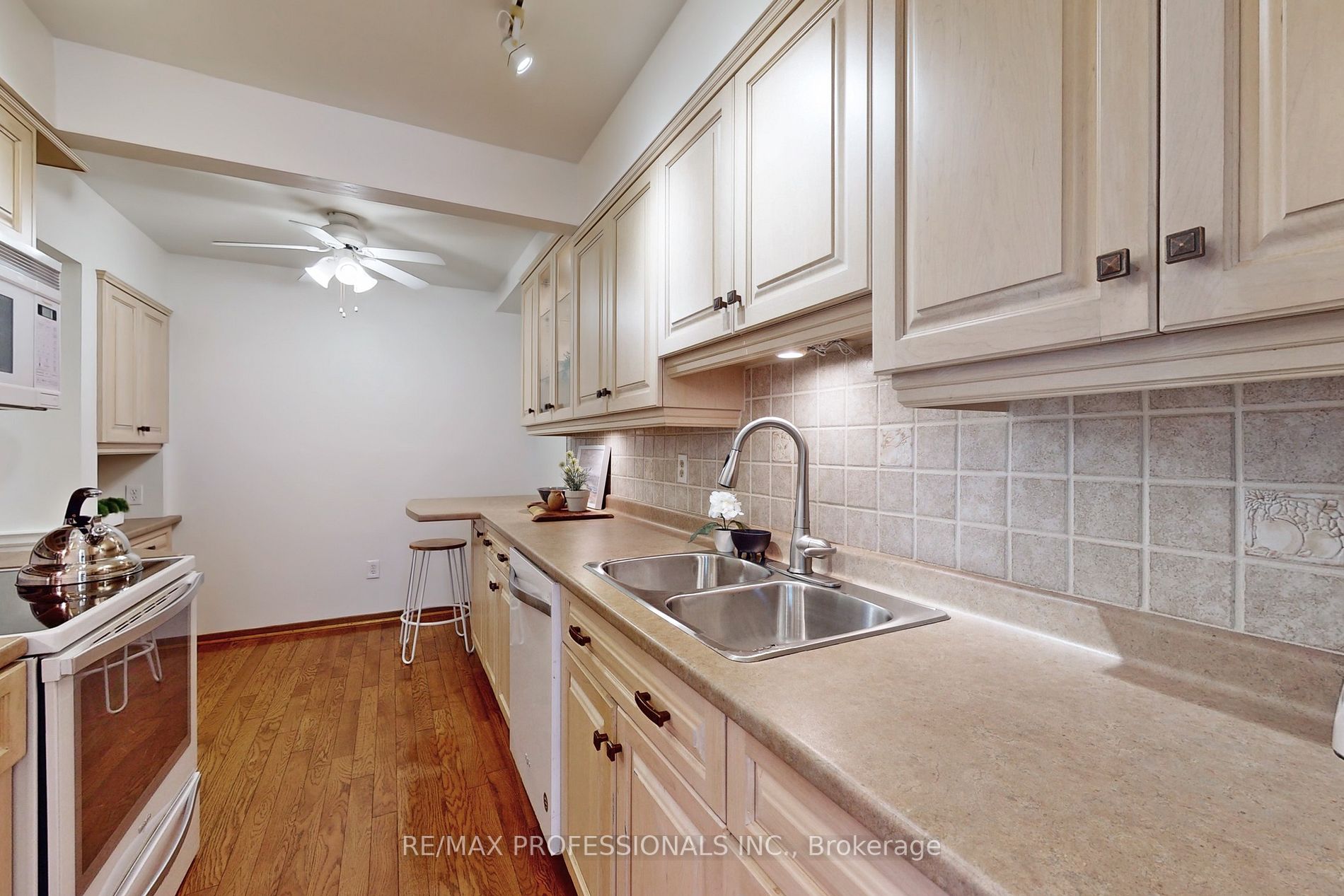 2035 Amherst Heights Crt, #29