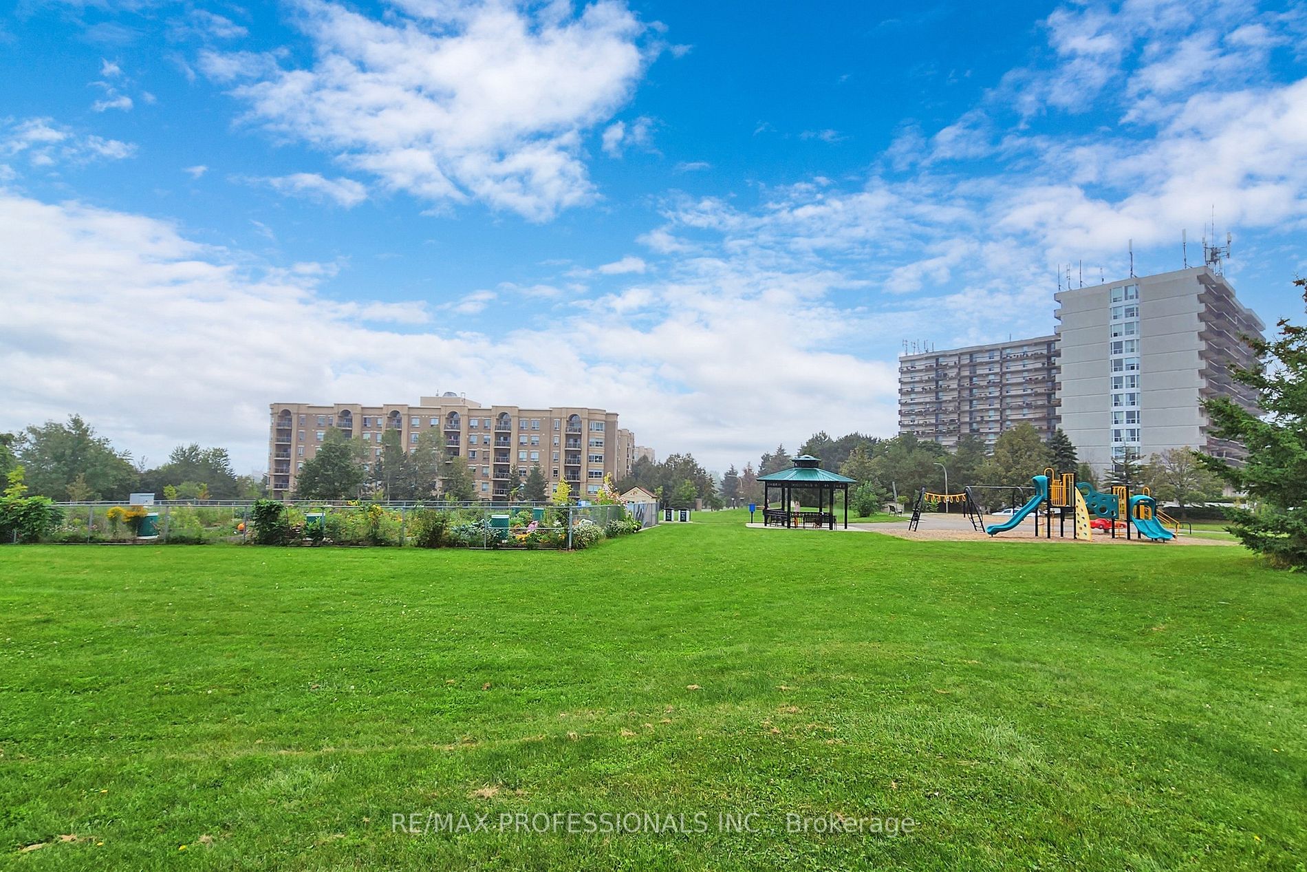 2035 Amherst Heights Crt, #29