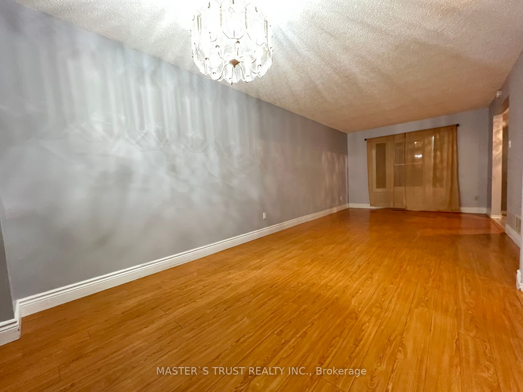 63 Stillwater Cres