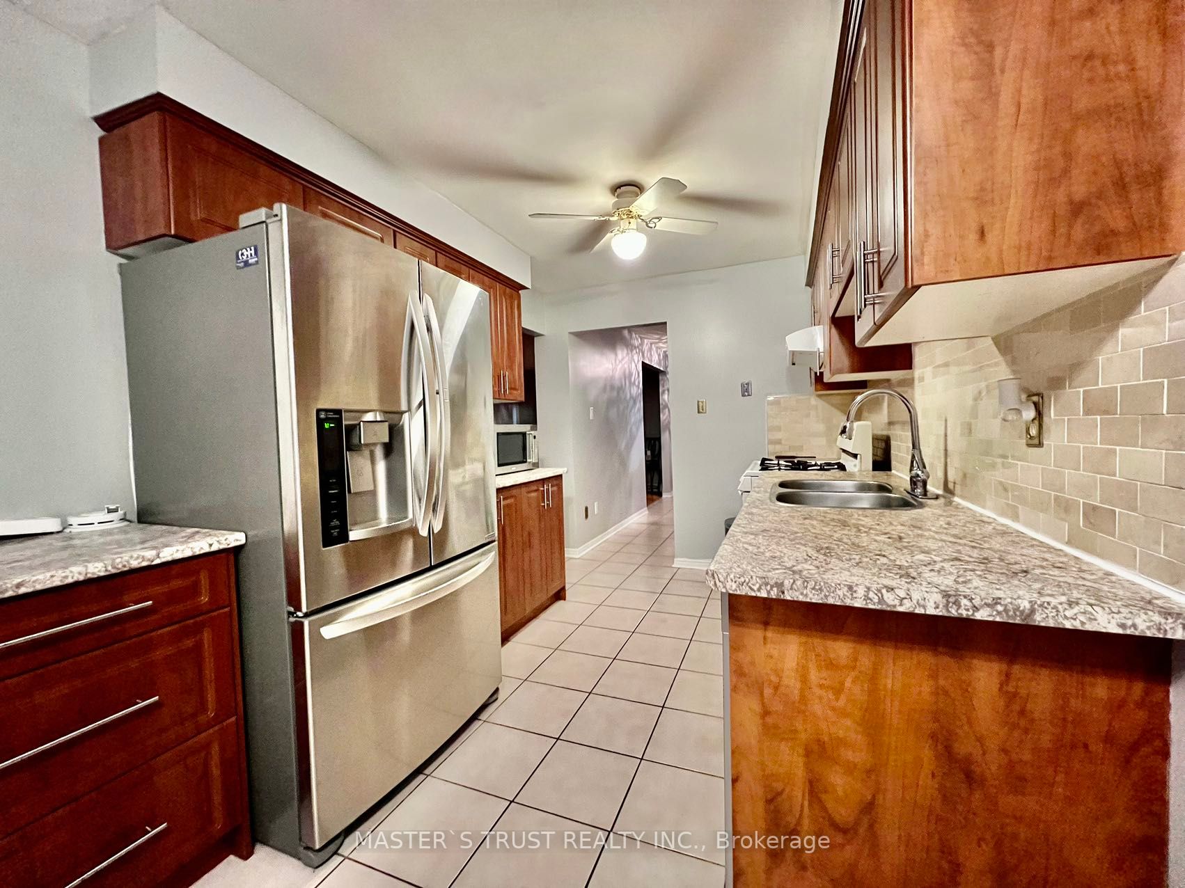 63 Stillwater Cres