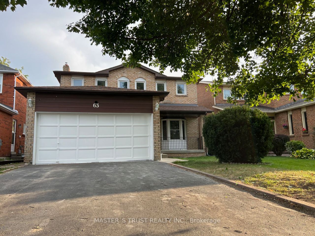 63 Stillwater Cres