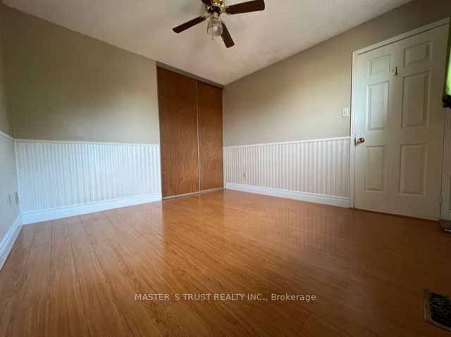 63 Stillwater Cres