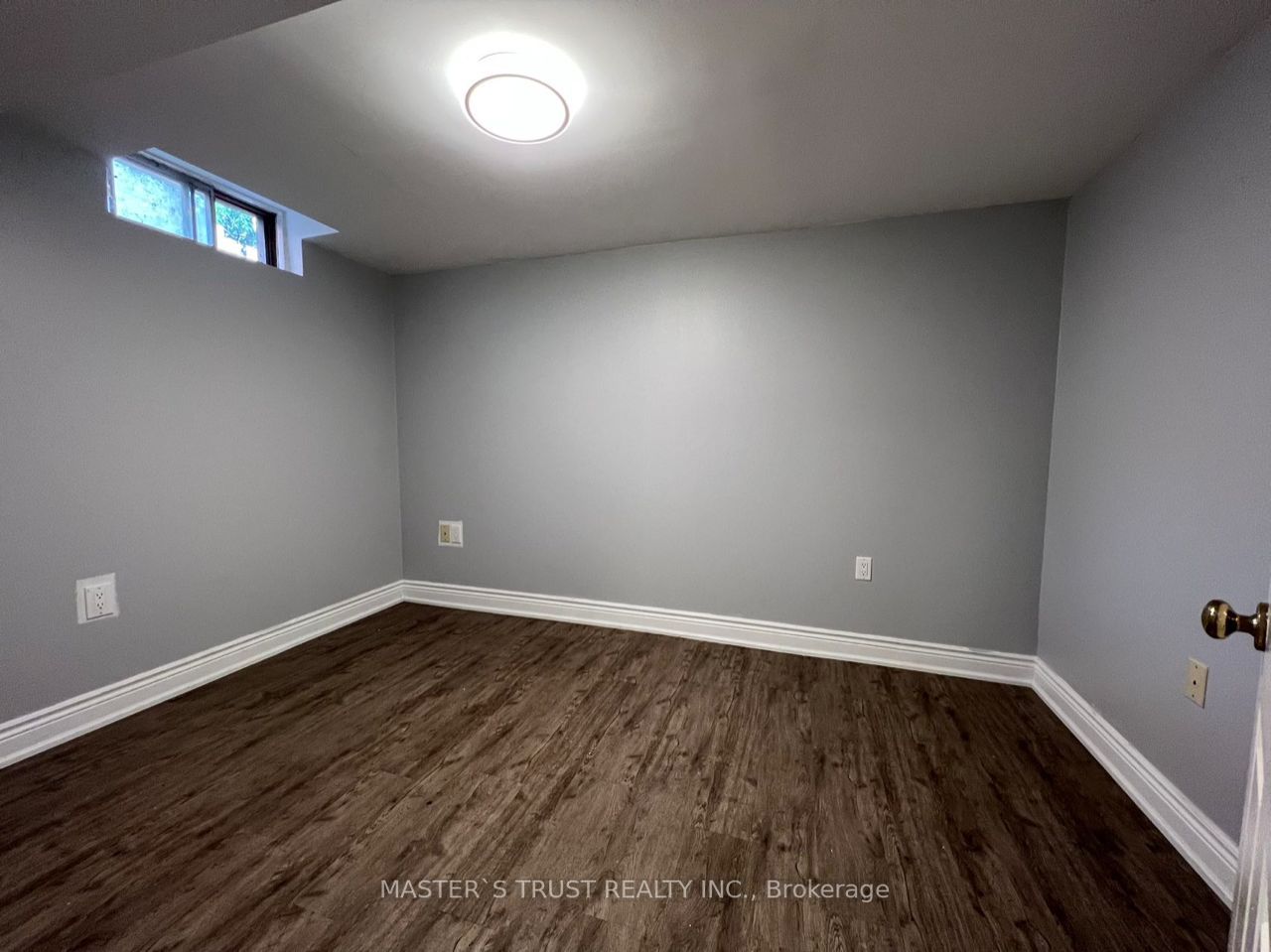 63 Stillwater Cres
