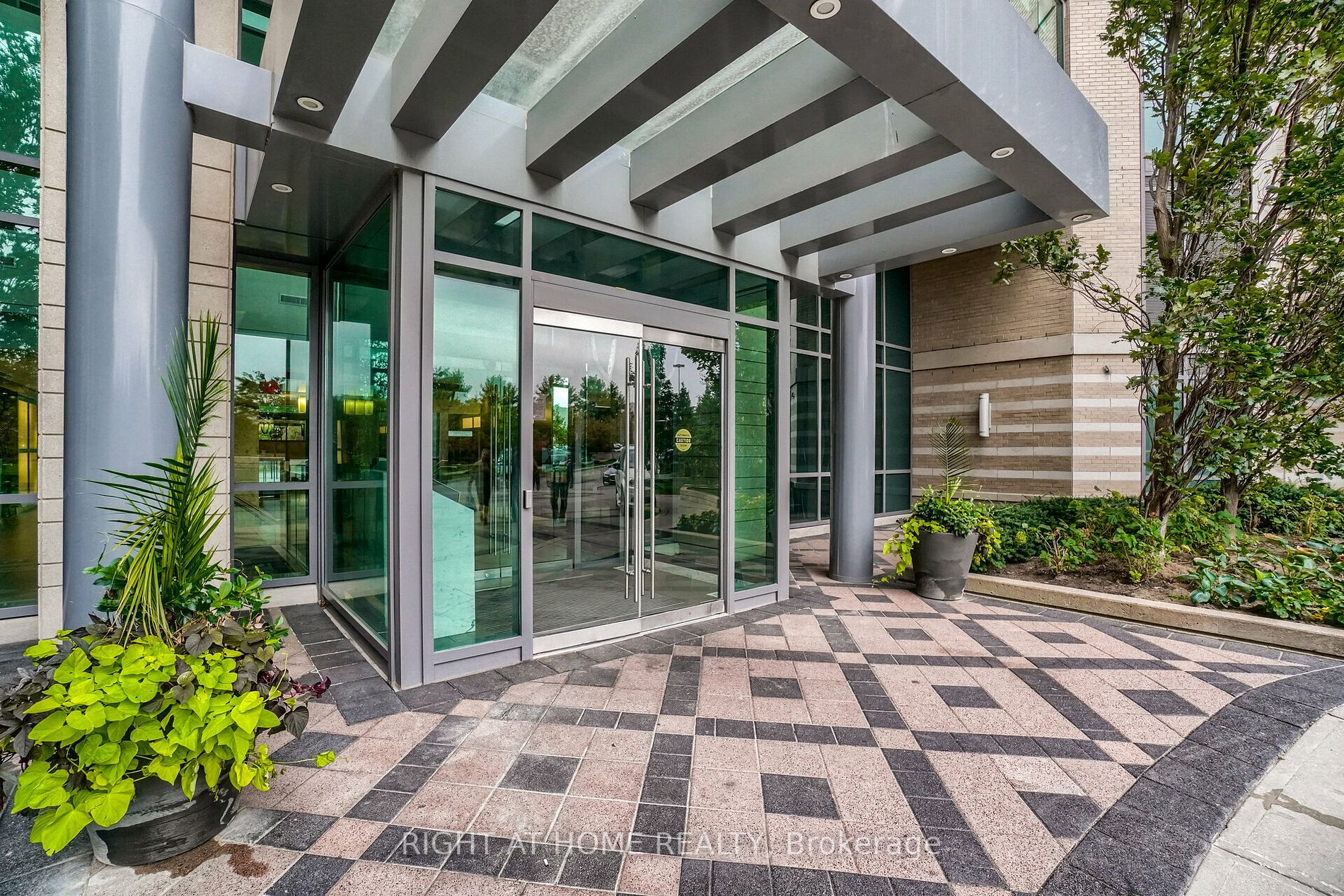 225 Sherway Gardens Rd, #1210