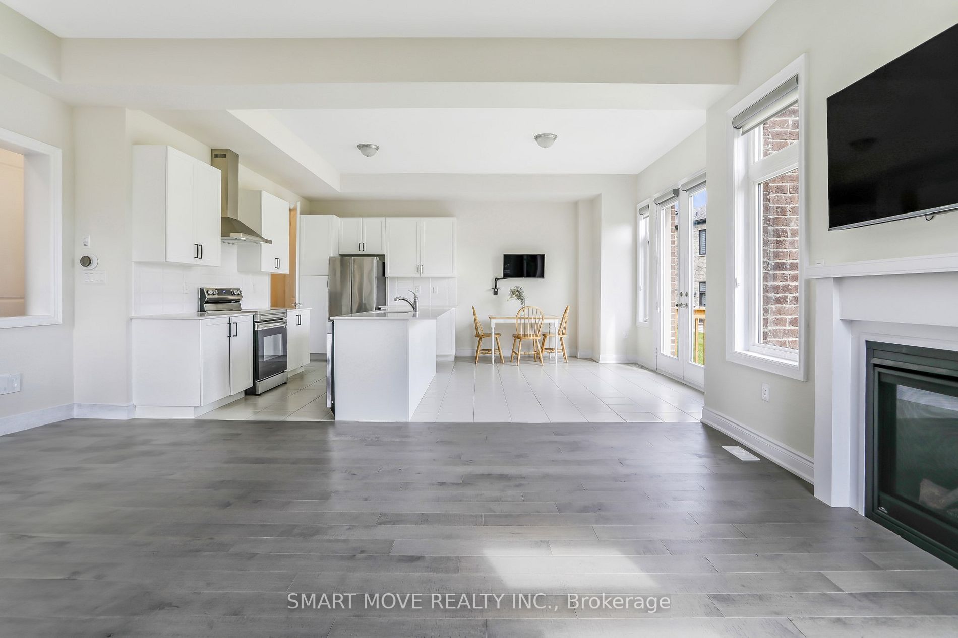 1163 Queens Plate Rd