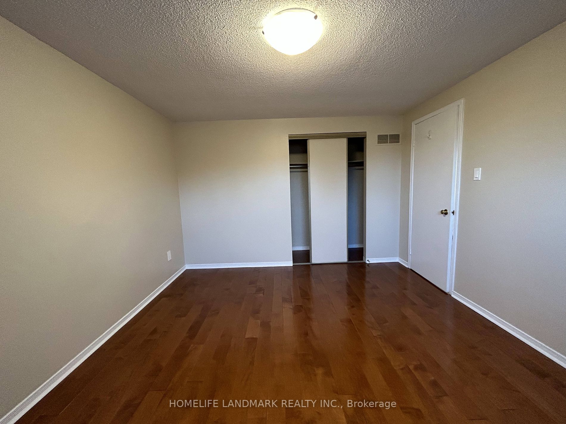 4120 Chadburn Cres