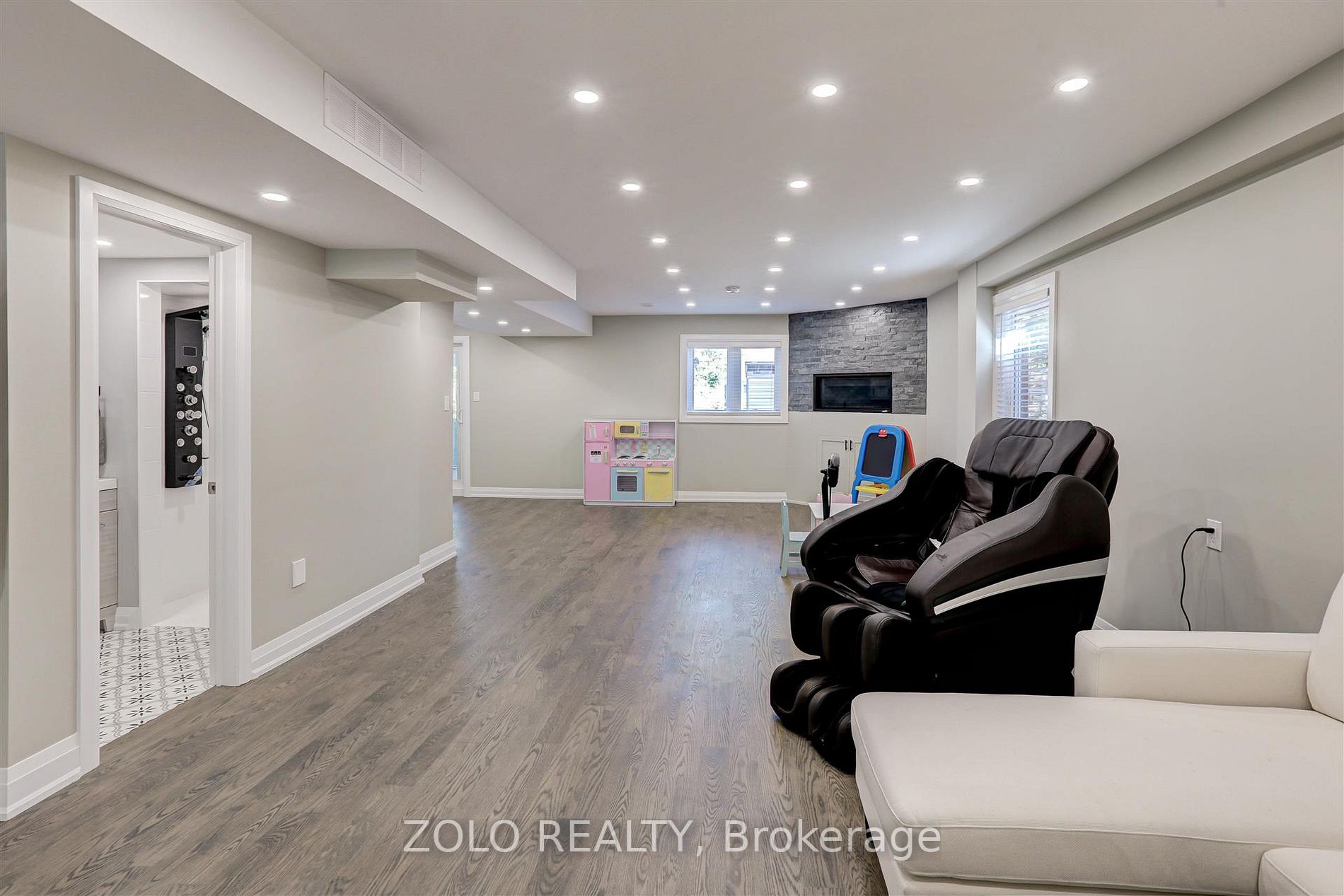 4303 Curia Crescent