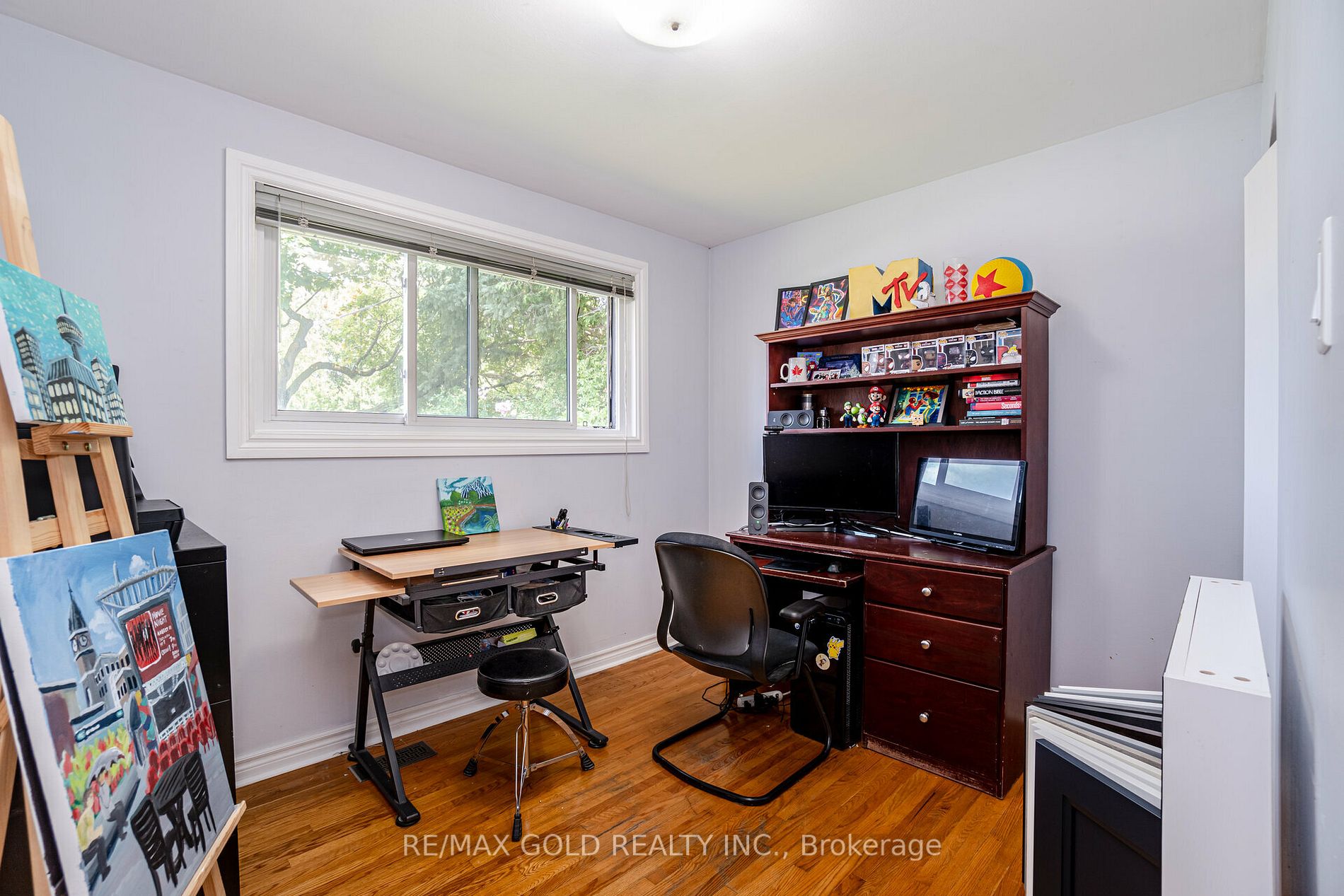 44 Stanley Crt
