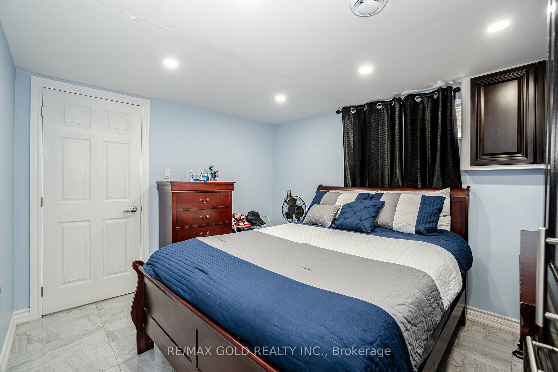 44 Stanley Crt