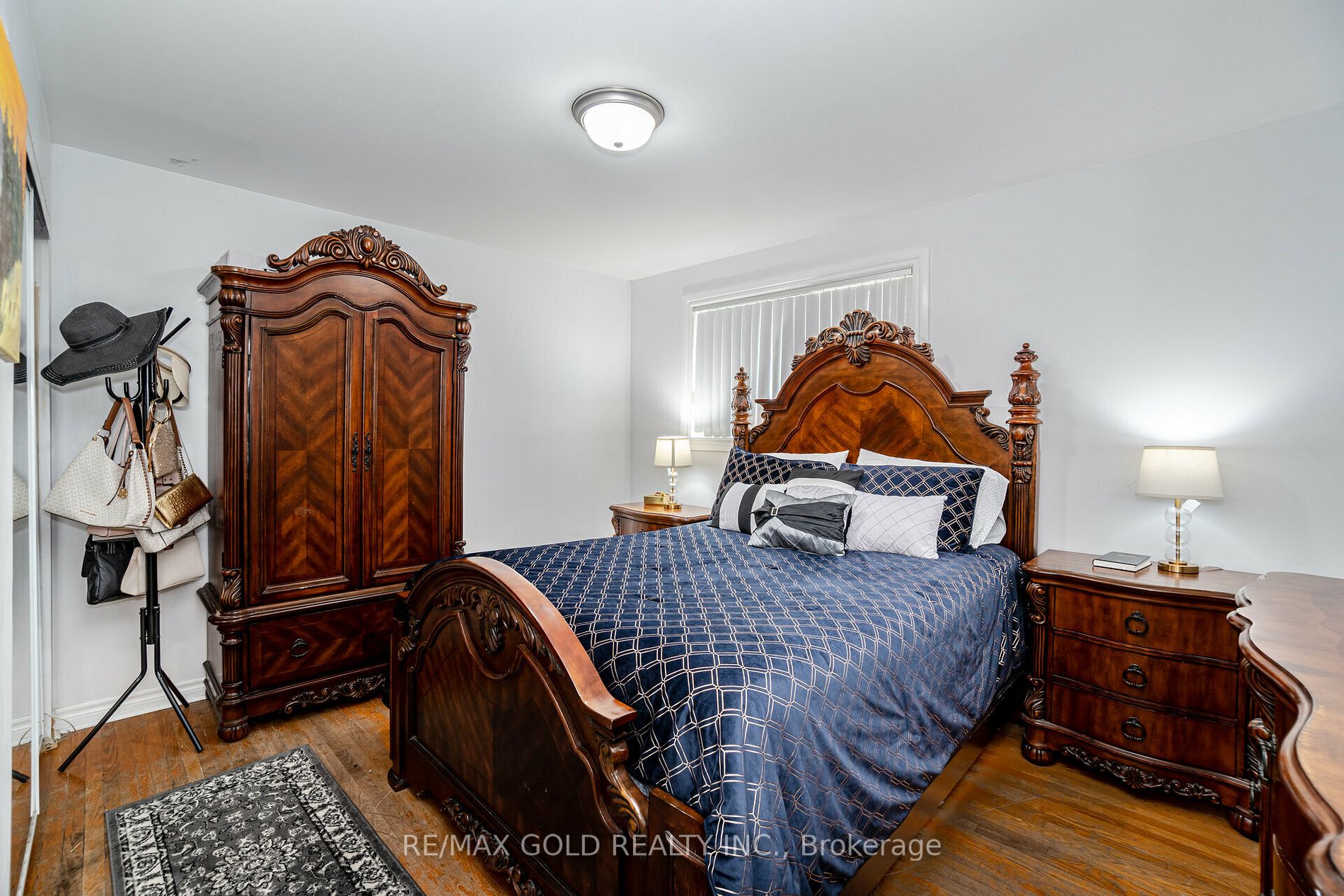 44 Stanley Crt