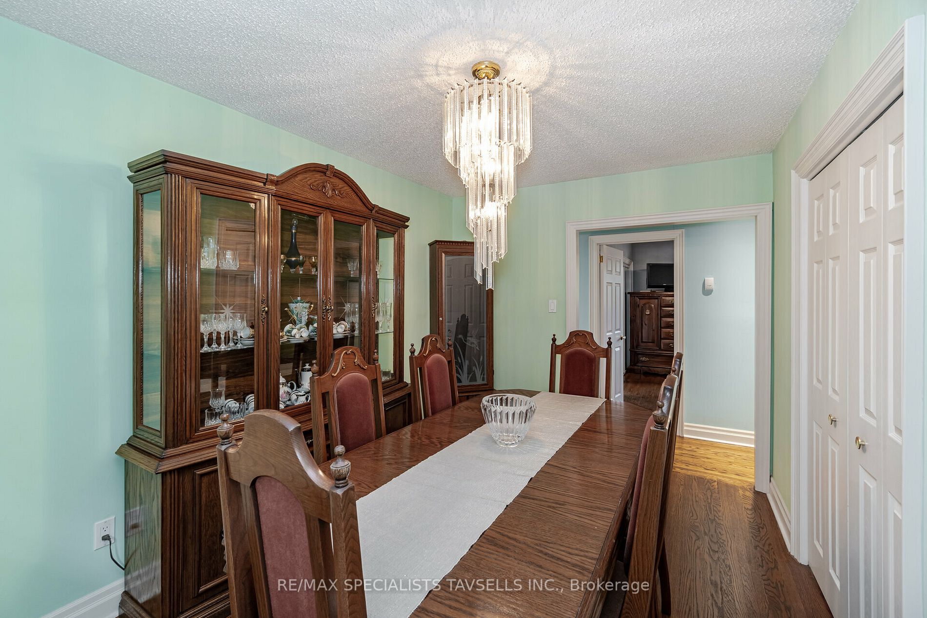 10661 Halls Lake Sdrd