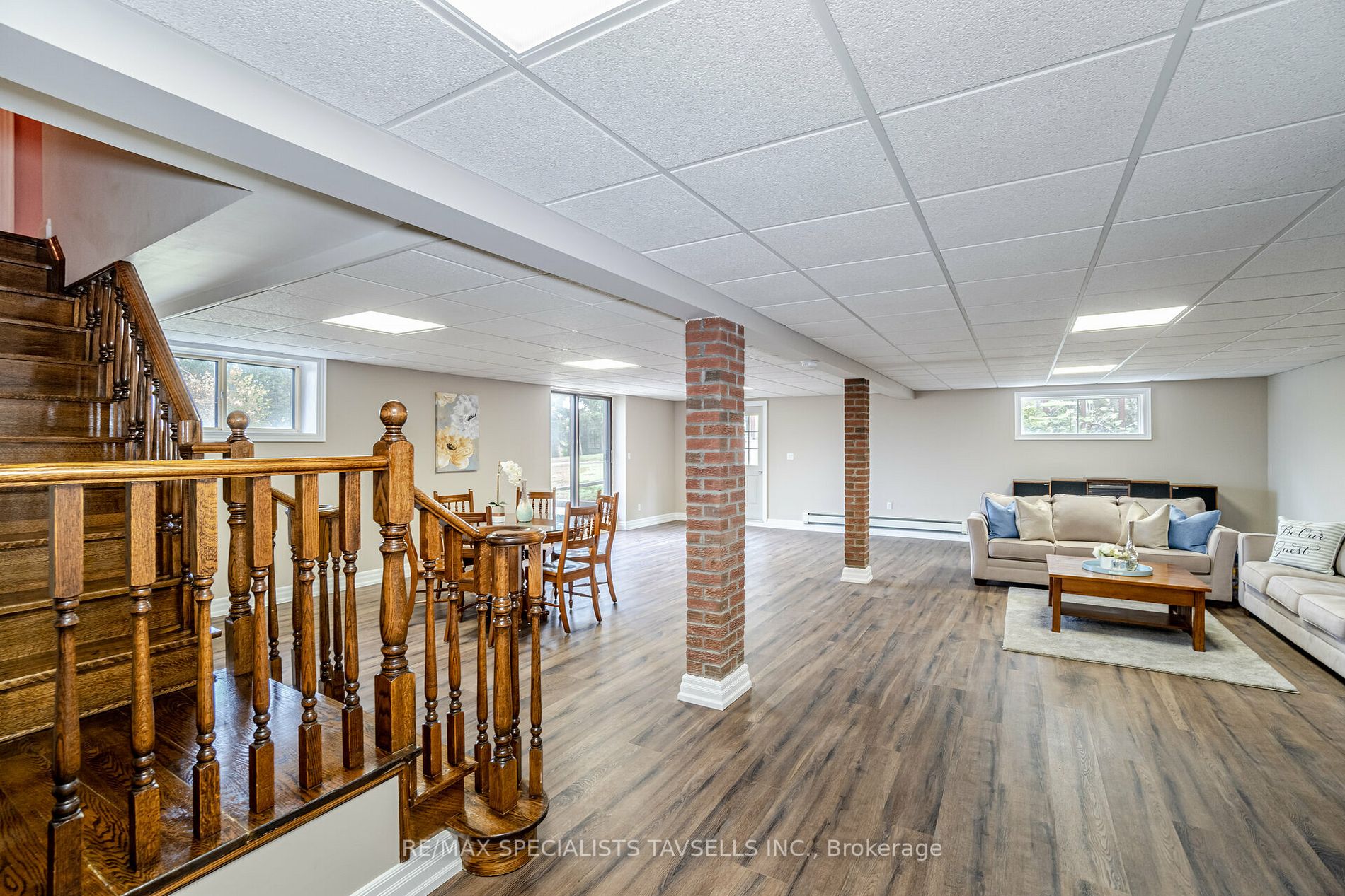 10661 Halls Lake Sdrd