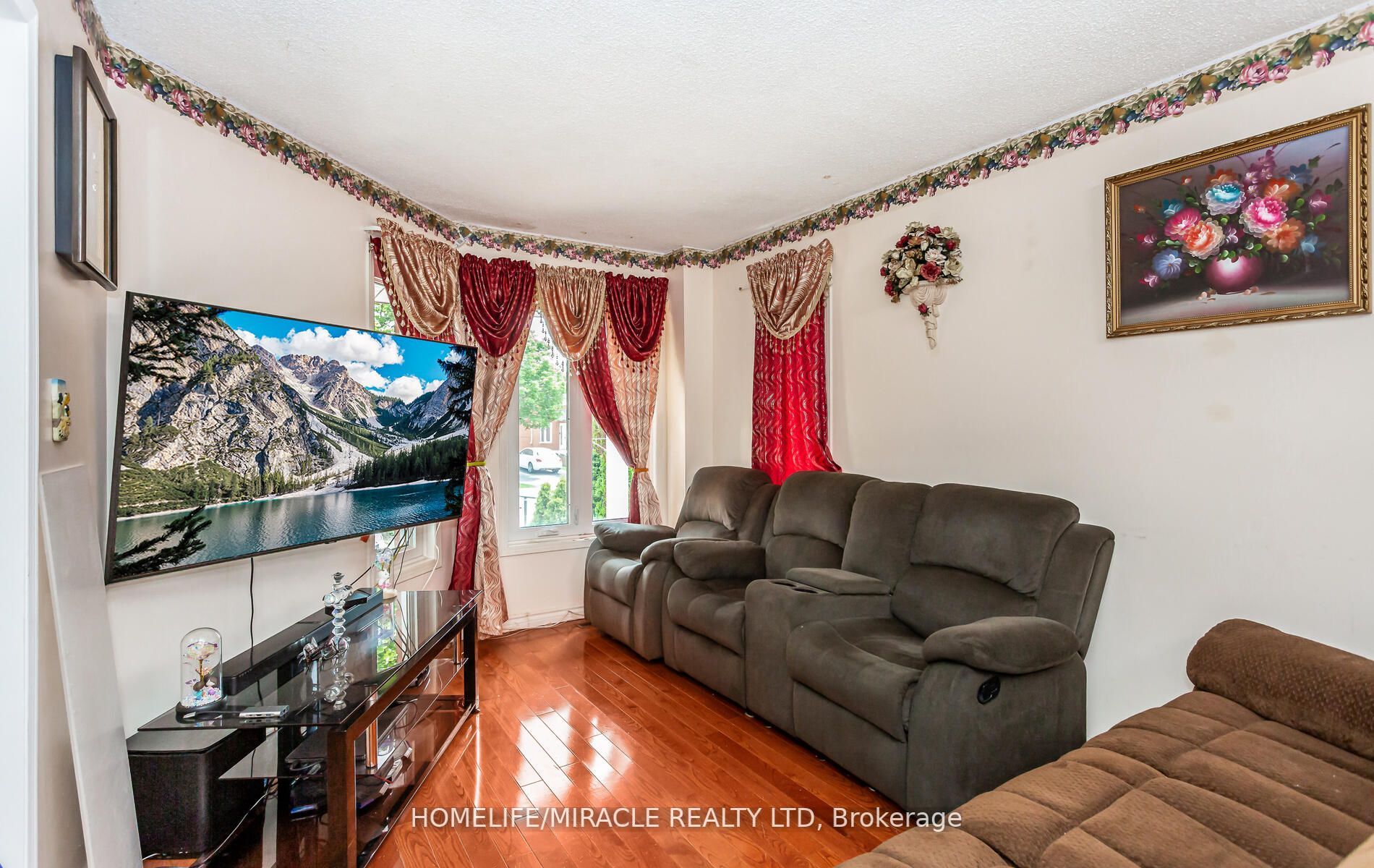 59 Cranberry Cres