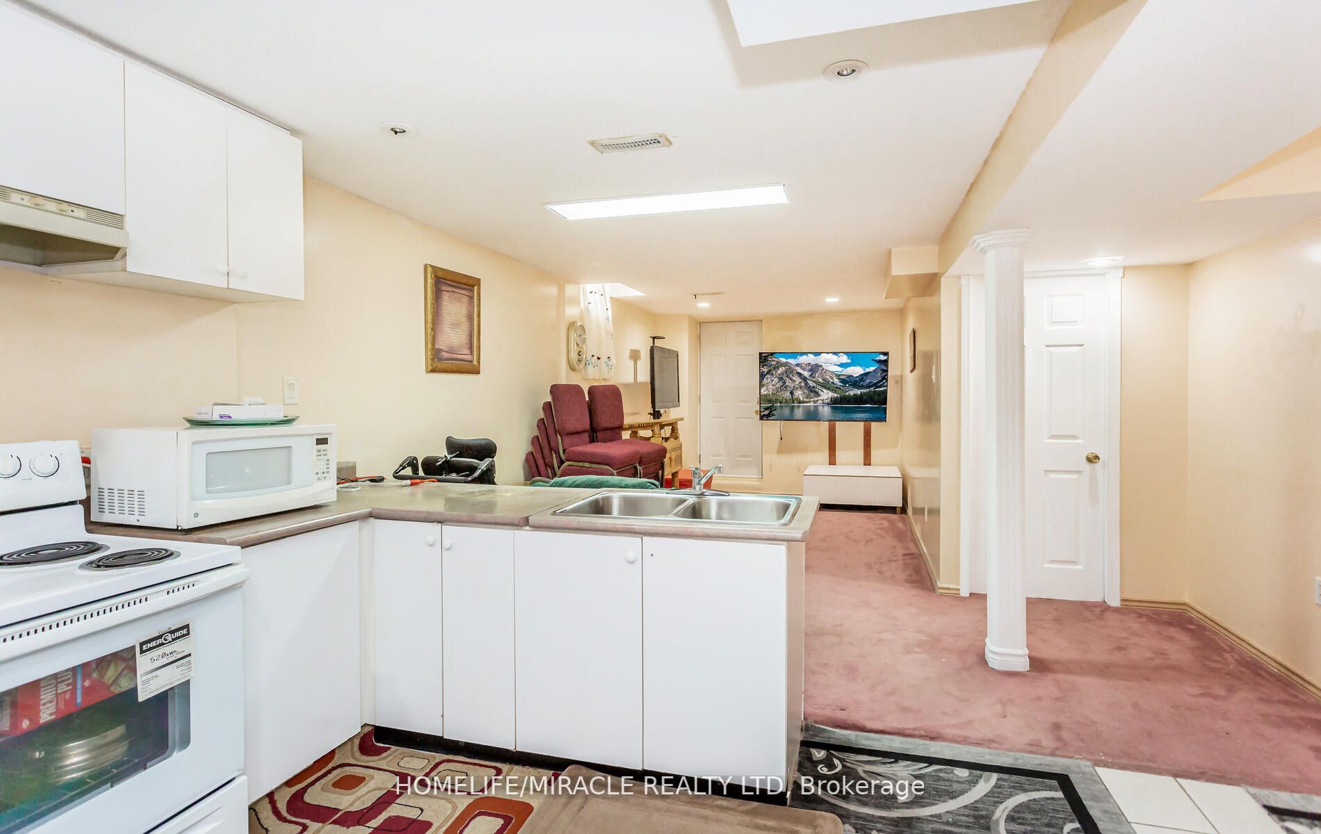 59 Cranberry Cres