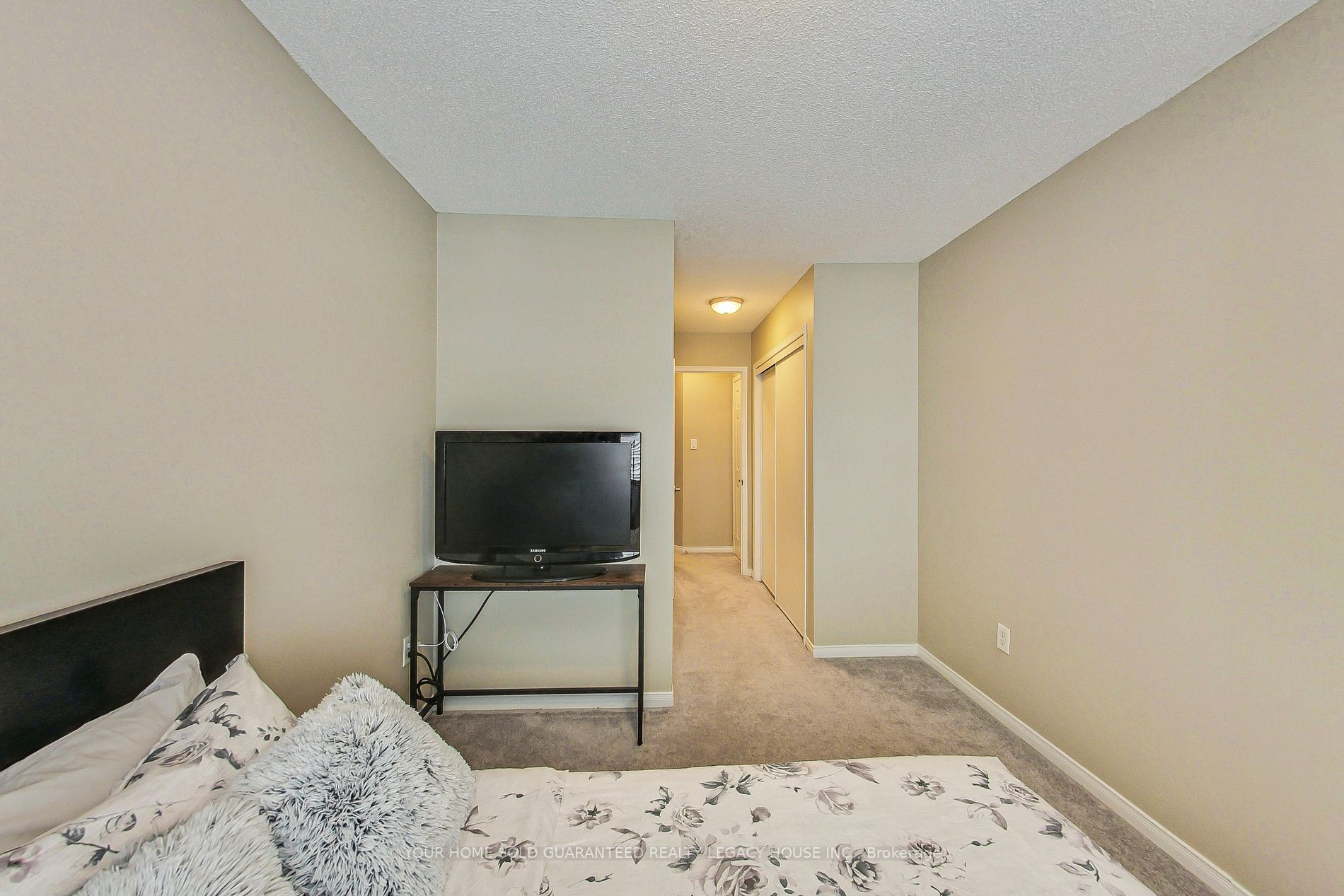 7117 Chatham Crt
