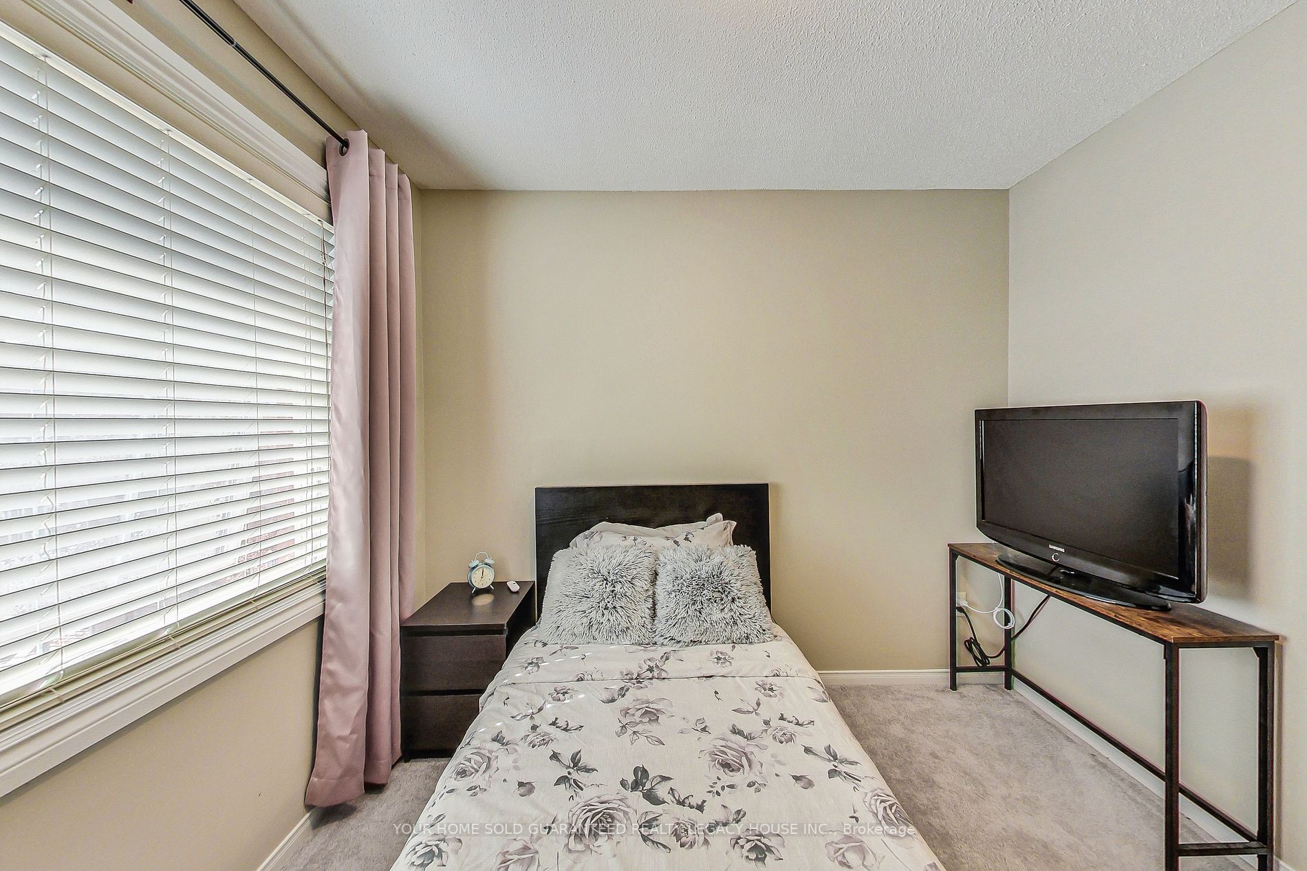 7117 Chatham Crt