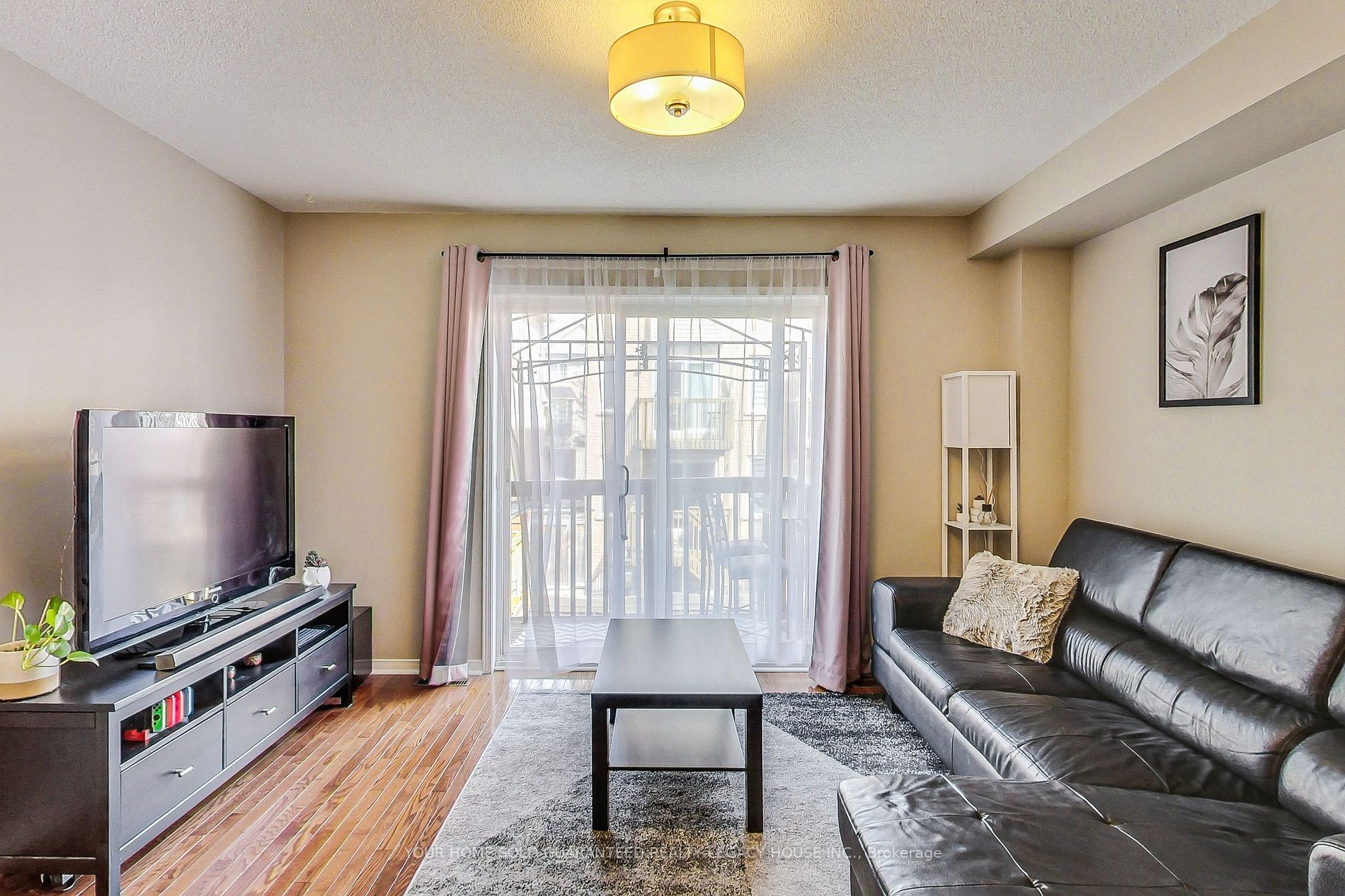 7117 Chatham Crt