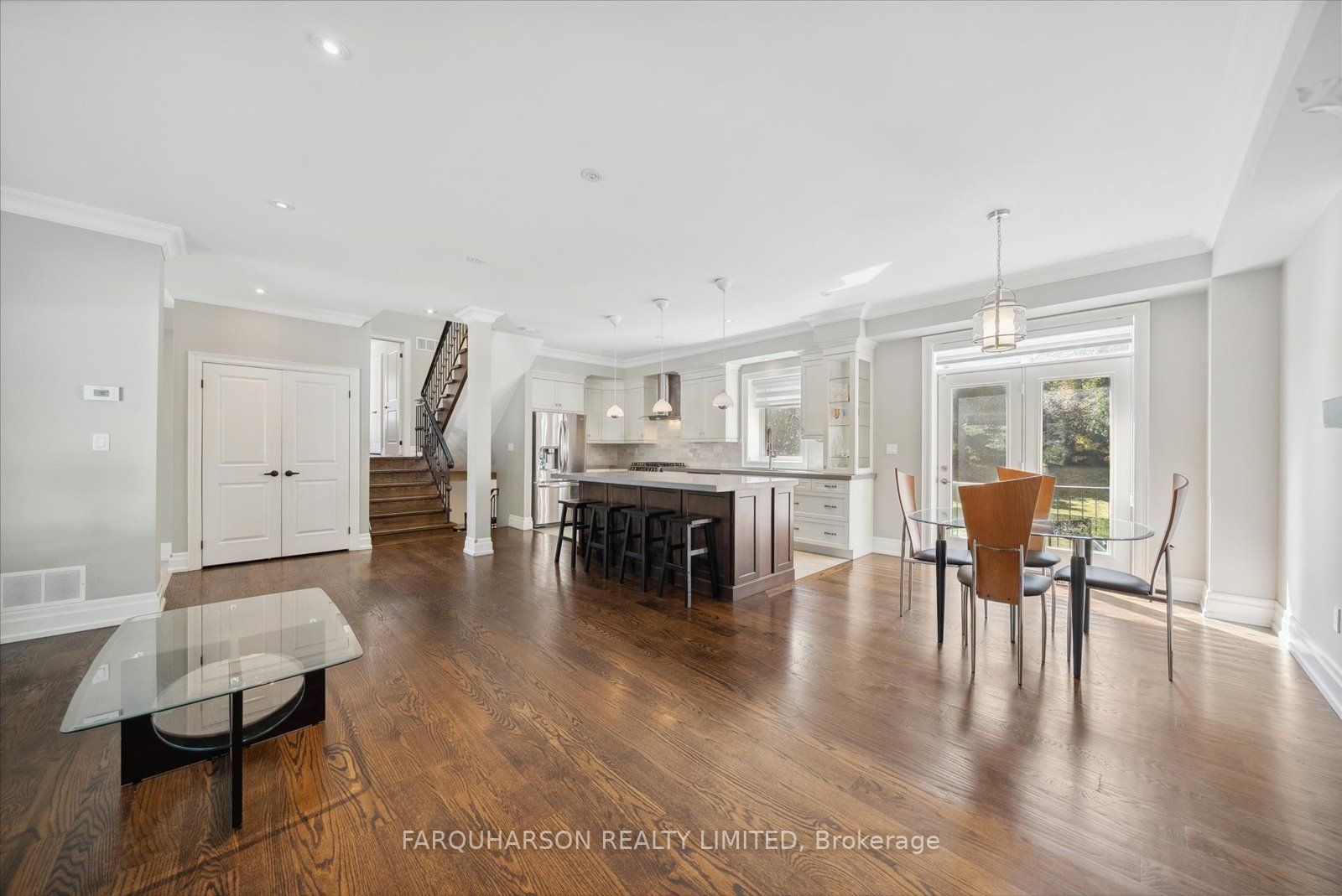 18 Minstrel Dr