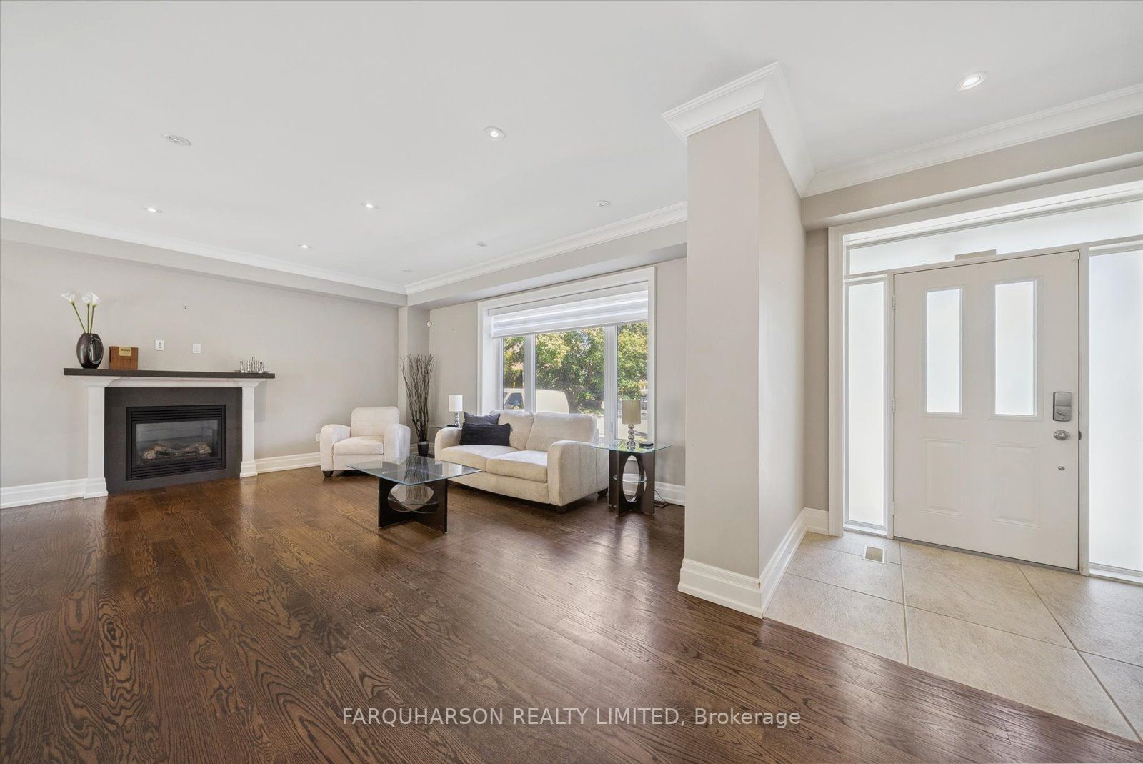 18 Minstrel Dr
