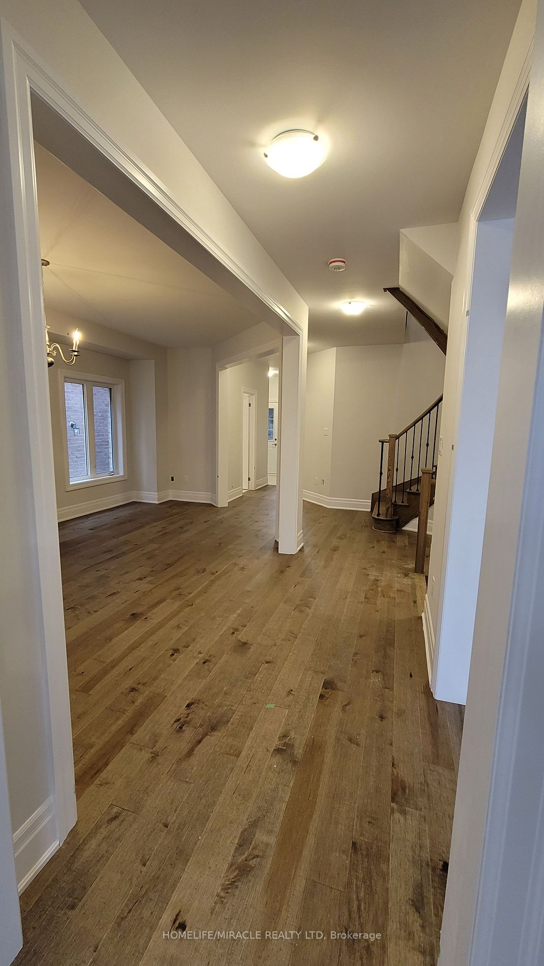 12 Rosewell Cres