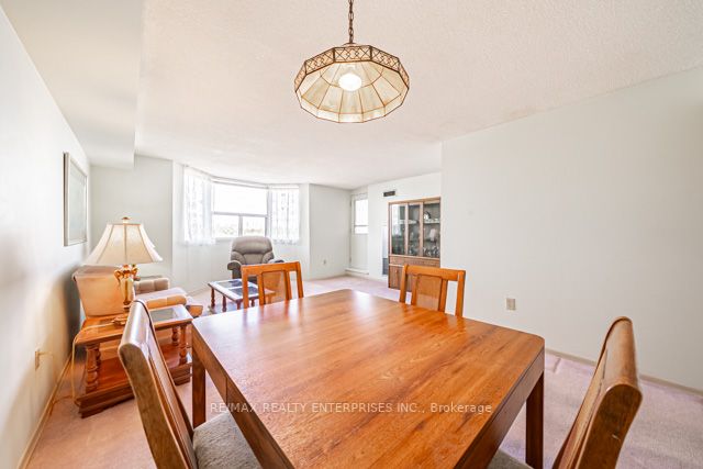 3845 Lake Shore Blvd, #911