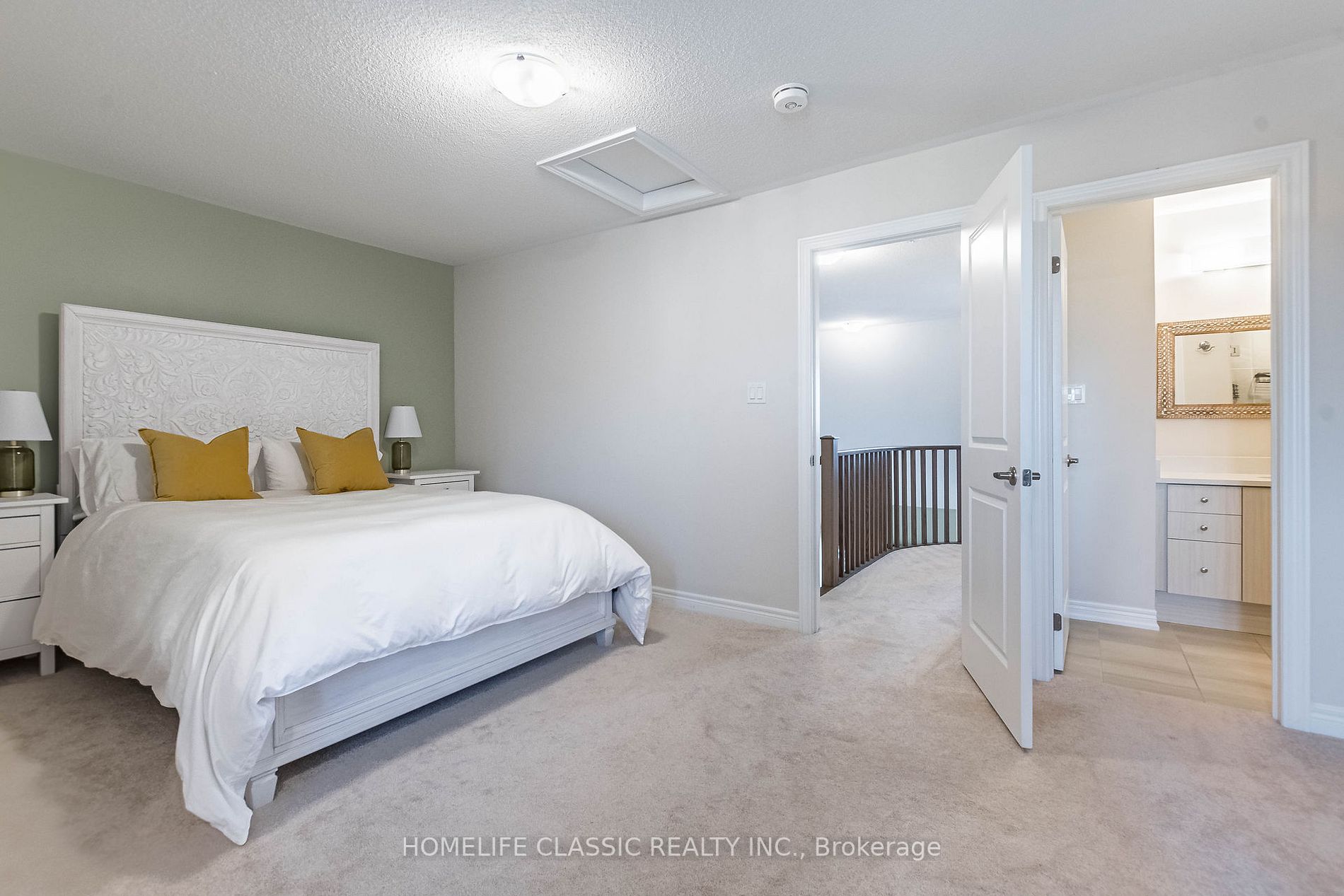 18 Bluestone Cres, #39