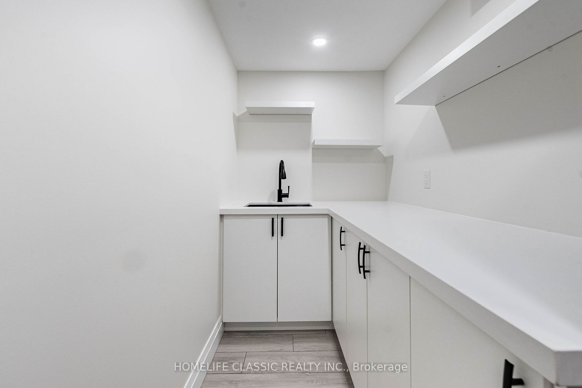 18 Bluestone Cres, #39